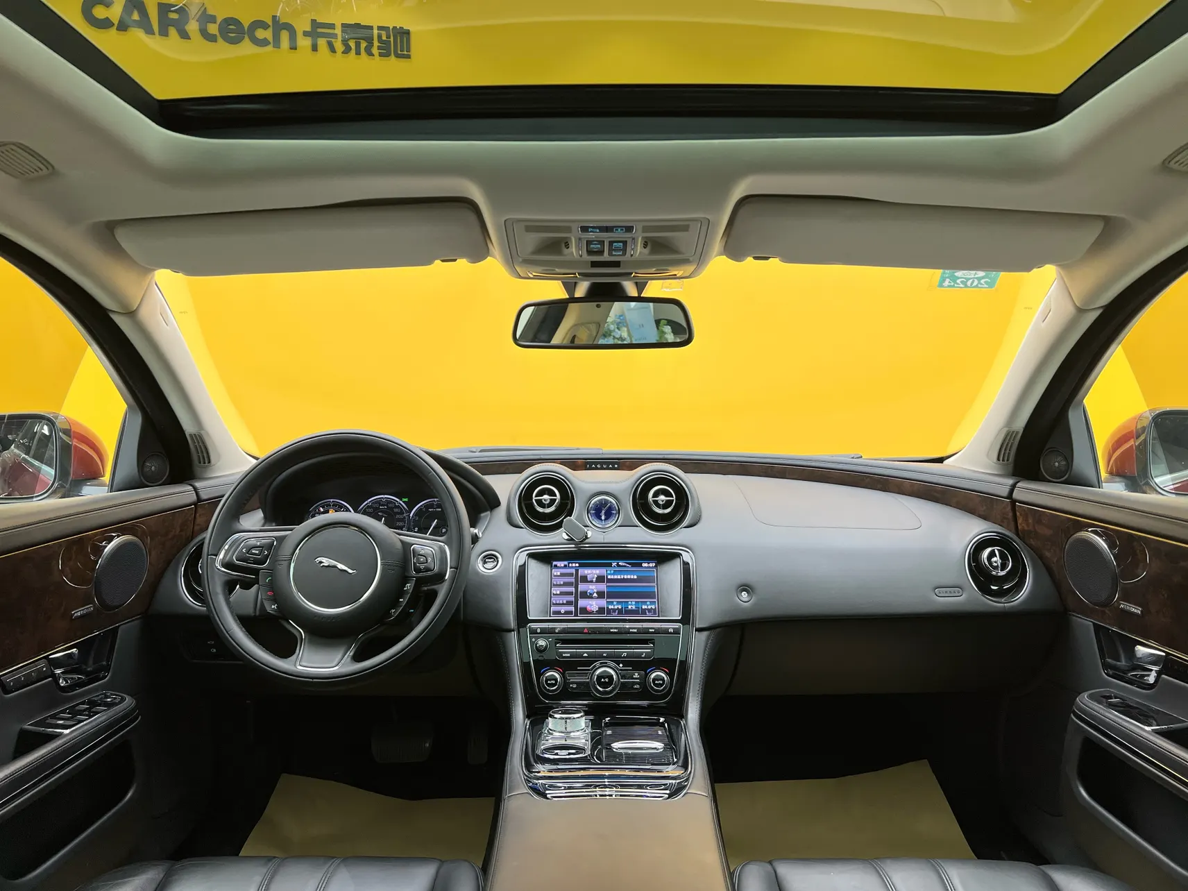 Jaguar XJ, 2013 15