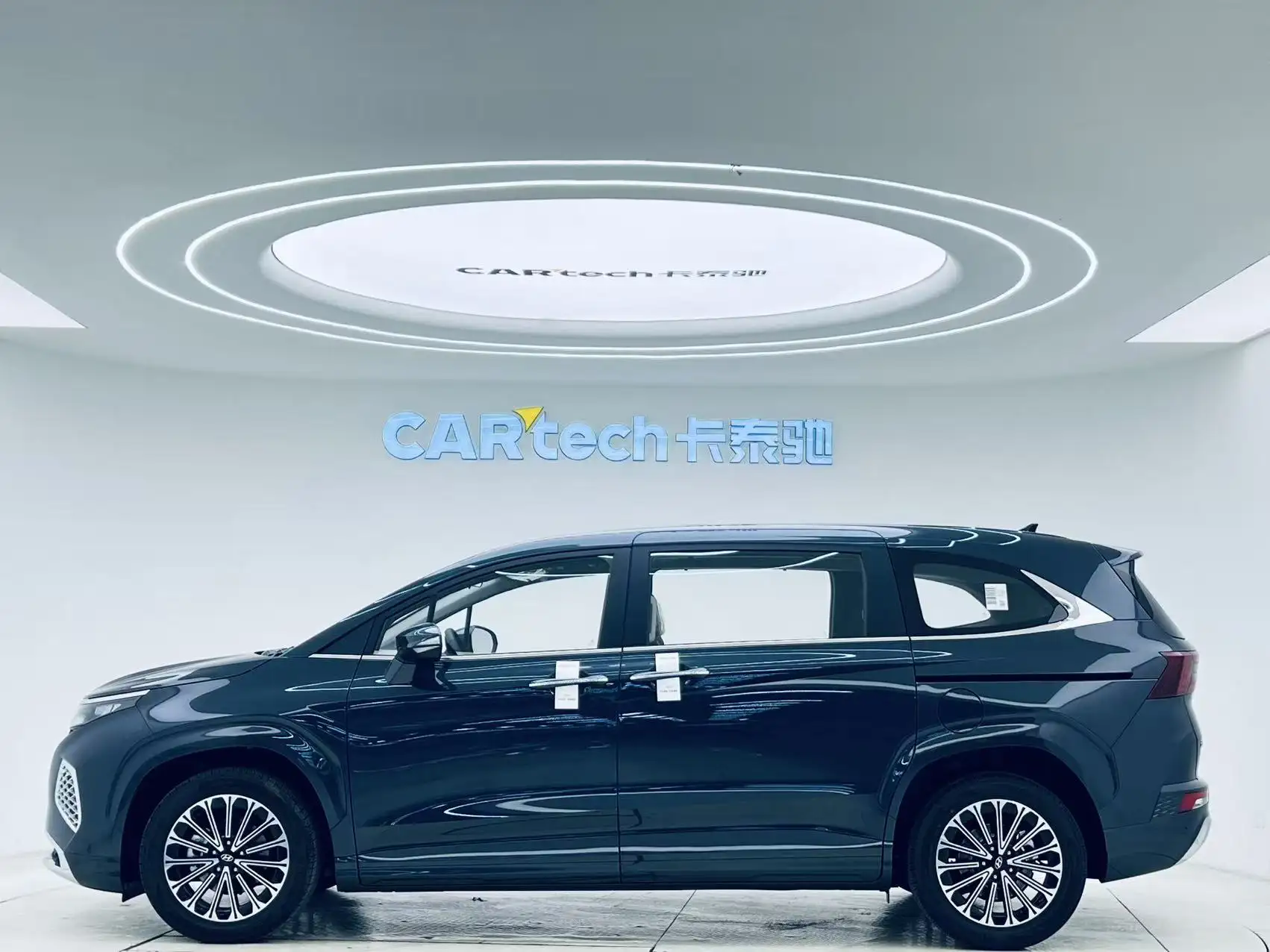 Hyundai Custo, 2025 8
