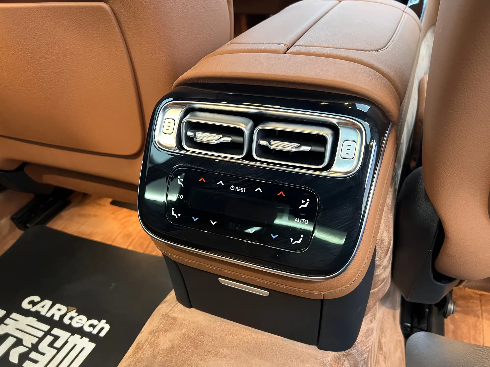 Mercedes-Benz S 400 L, 2023 21