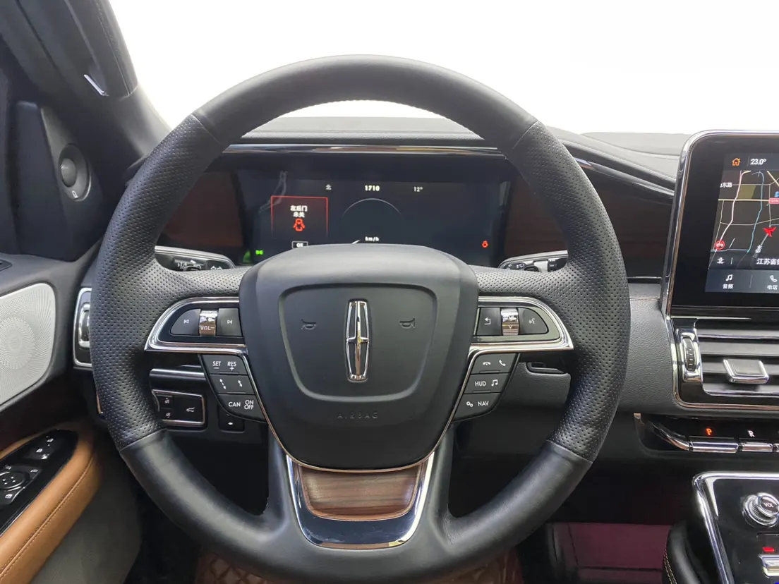 Lincoln Navigator, 2021 14