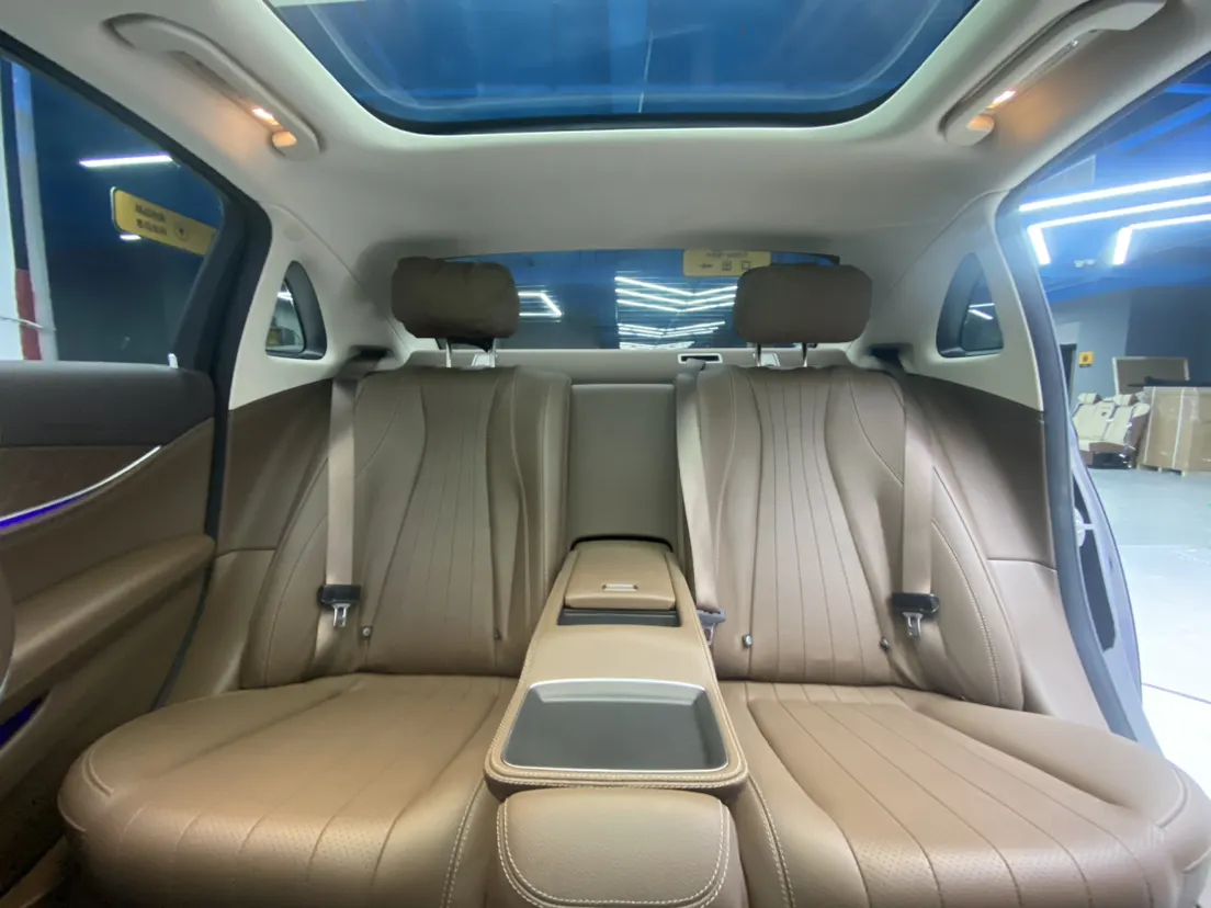 Mercedes-Benz E 300 L, 2023 24