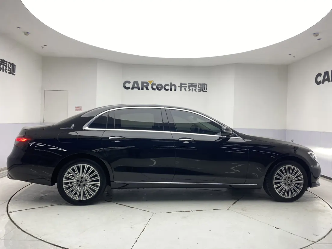 Mercedes-Benz E 300 L, 2023 4