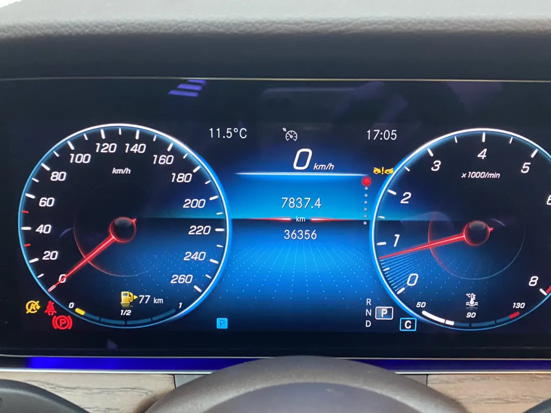 Mercedes-Benz E 300 L, 2023 16