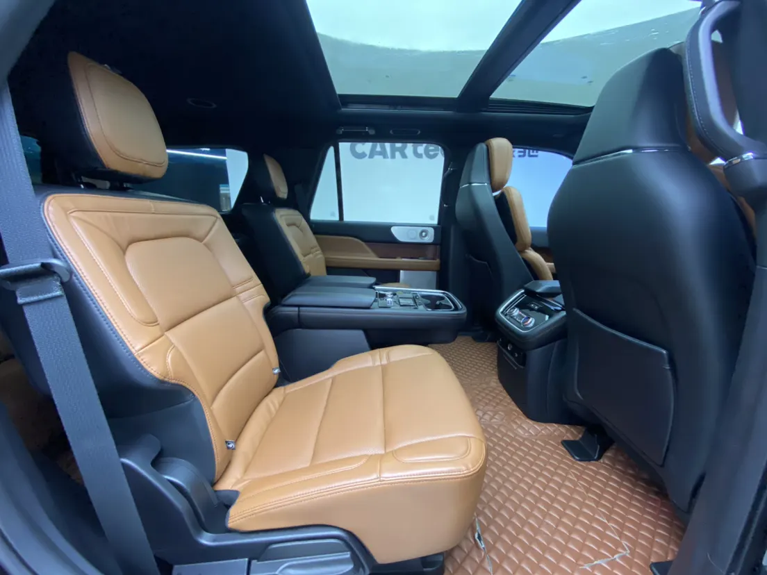 Lincoln Navigator, 2021 27