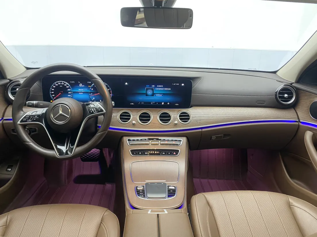 Mercedes-Benz E 300 L, 2023 14
