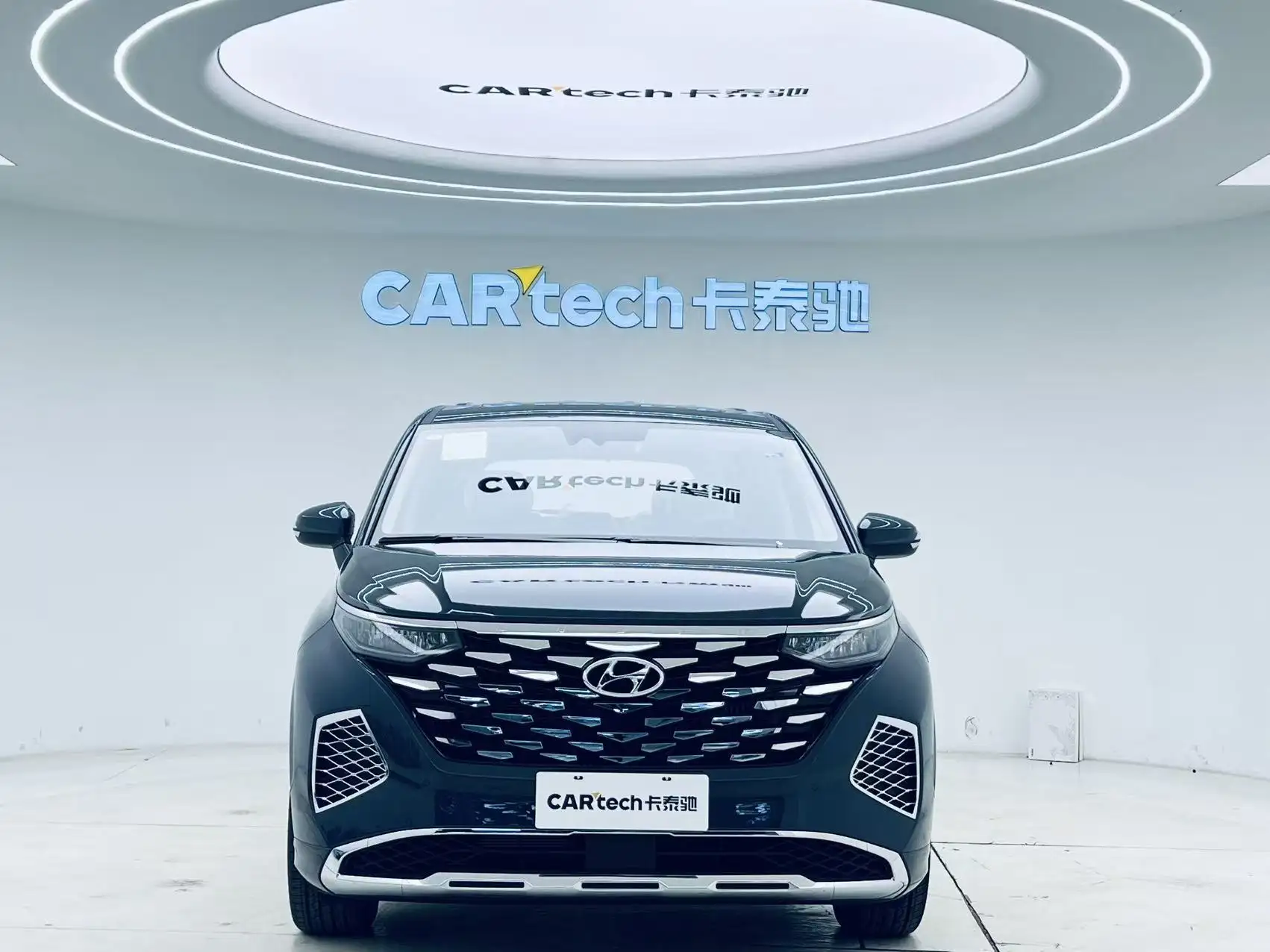 Hyundai Custo, 2025 3