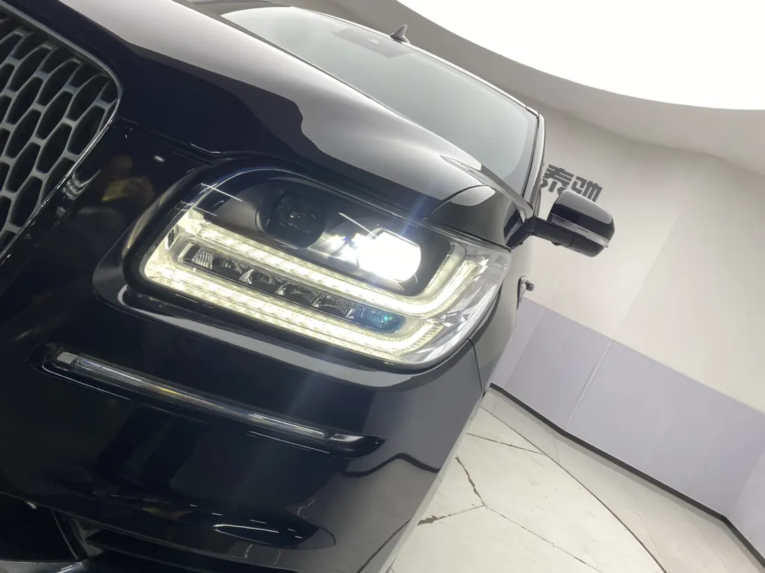 Lincoln Navigator, 2021 9