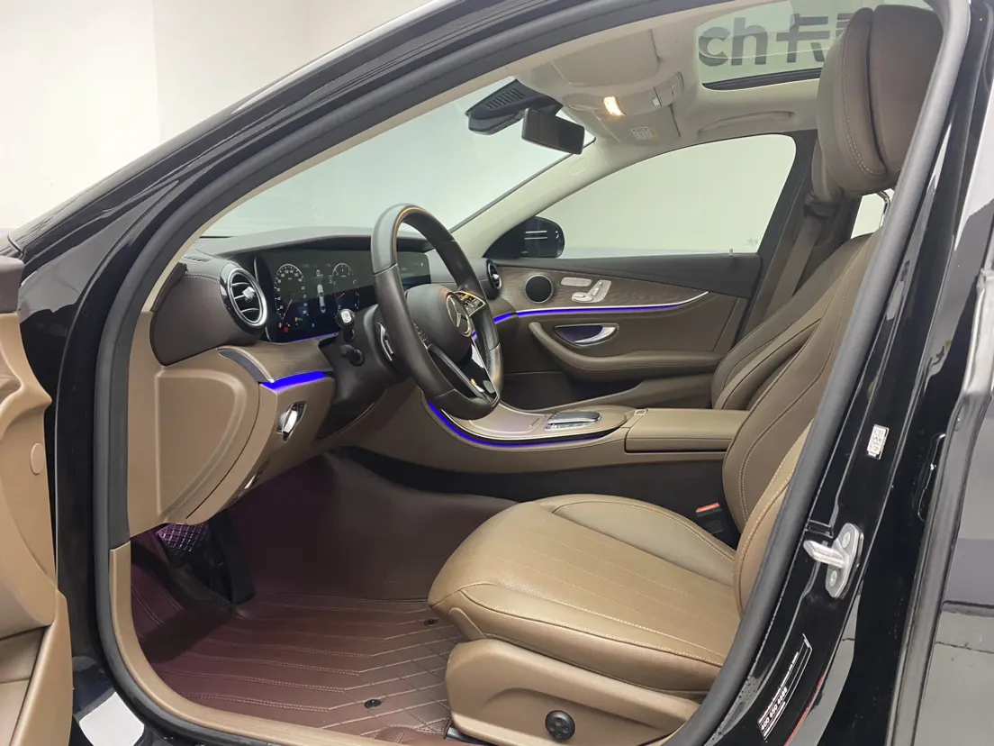 Mercedes-Benz E 300 L, 2023 18
