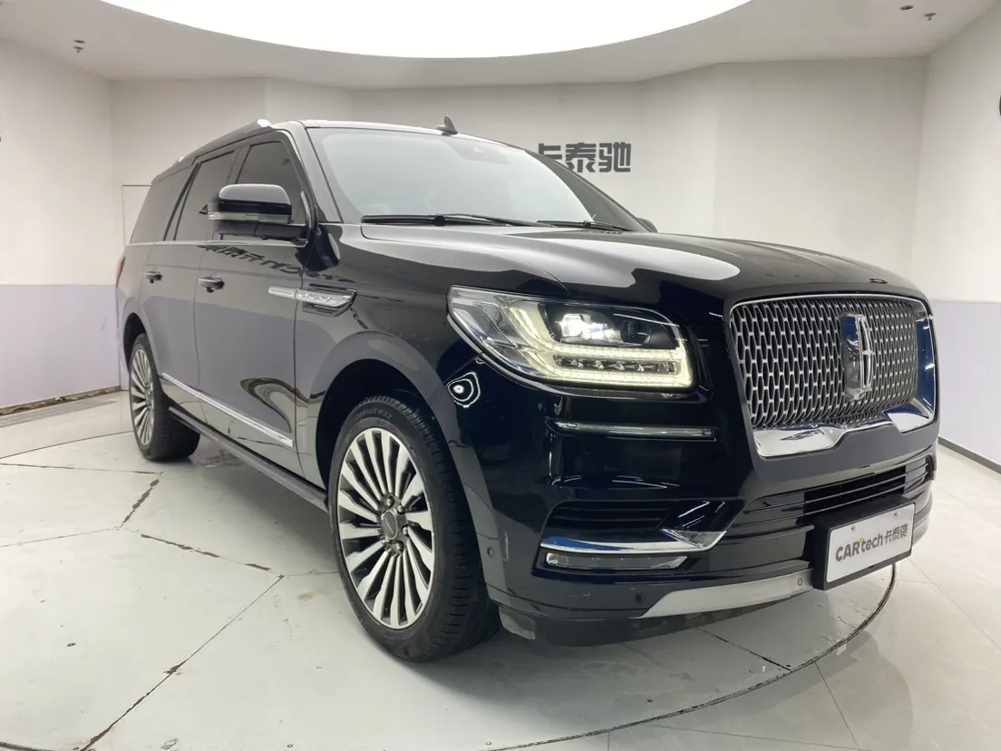 Lincoln Navigator, 2021 2