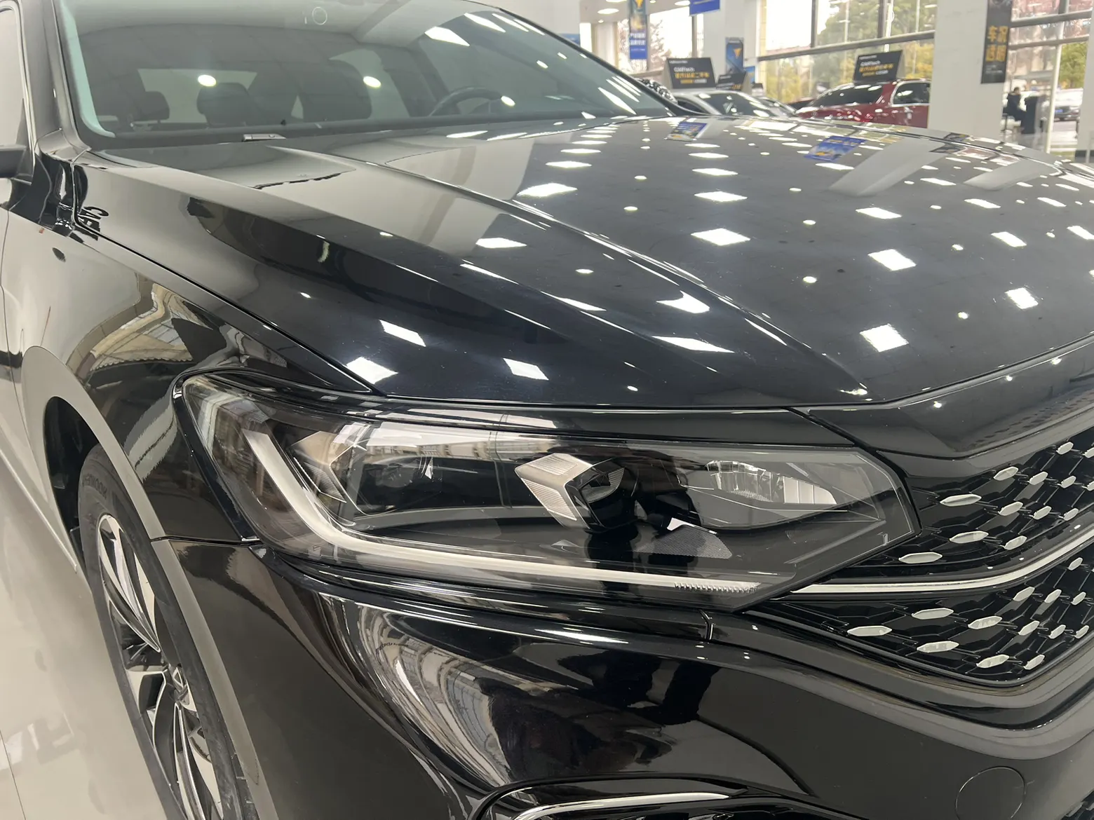 Volkswagen Passat, 2023 все фото