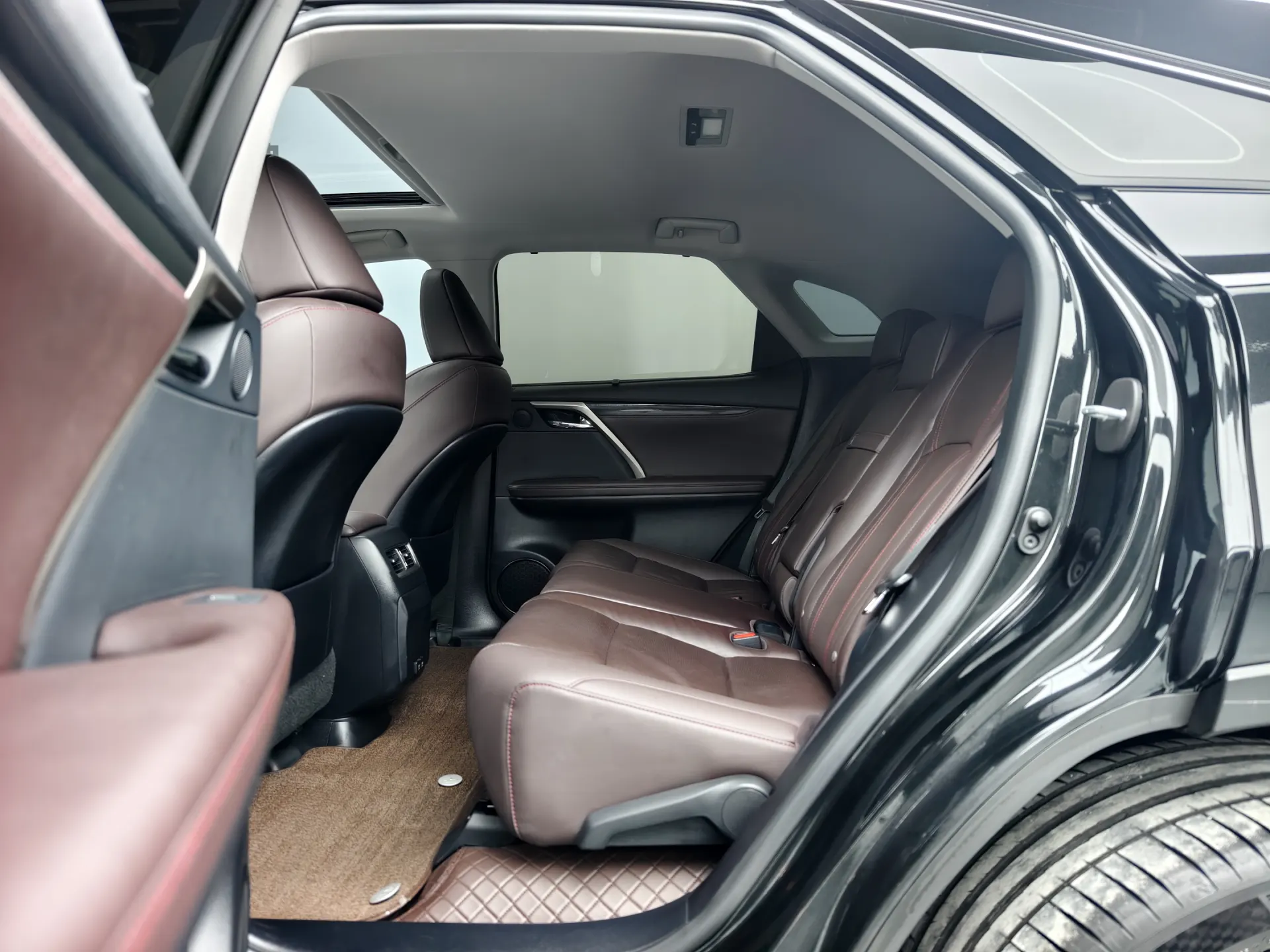 Lexus RX 202, 2022 13