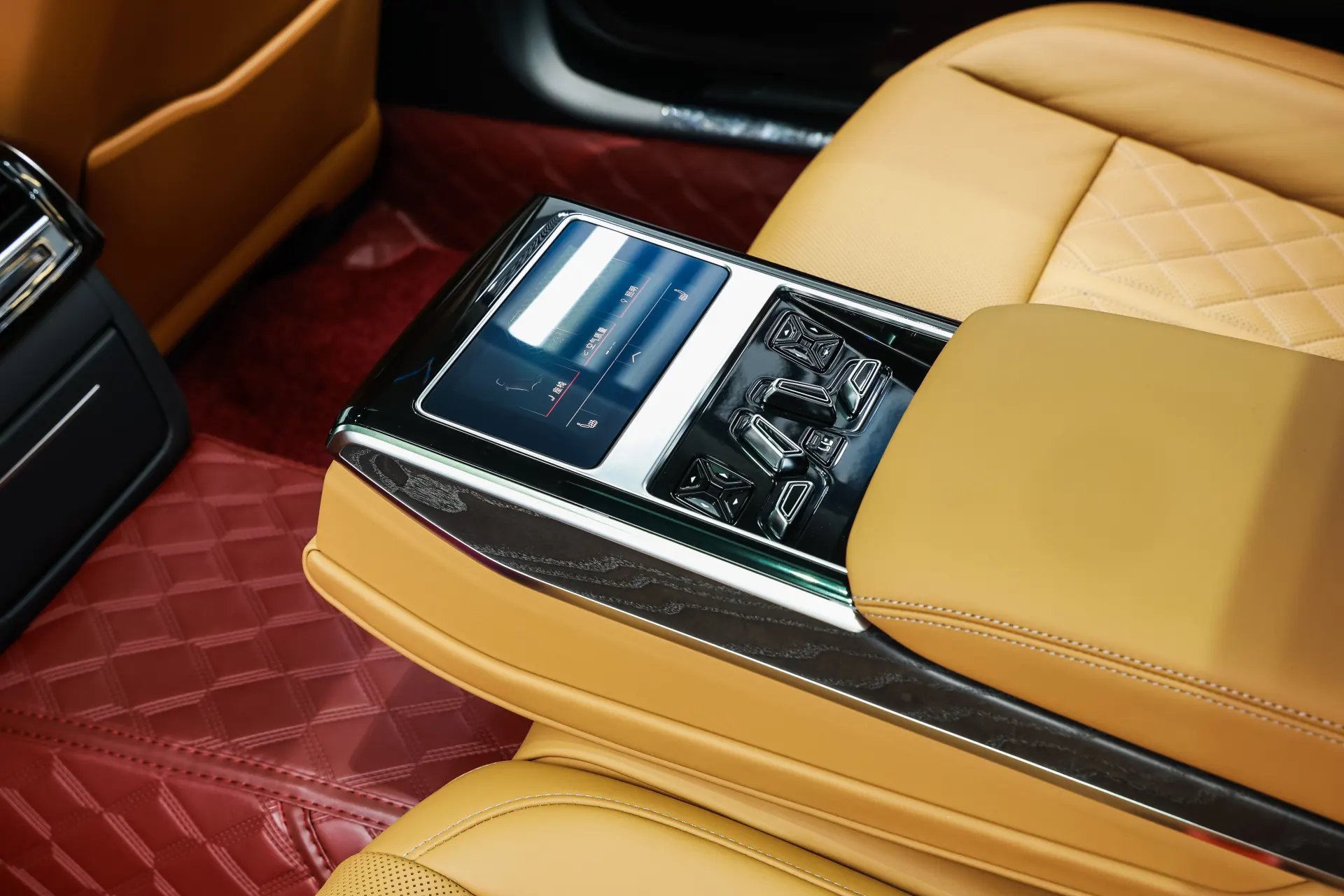 Audi A8L 50 TFSI, 2024 20