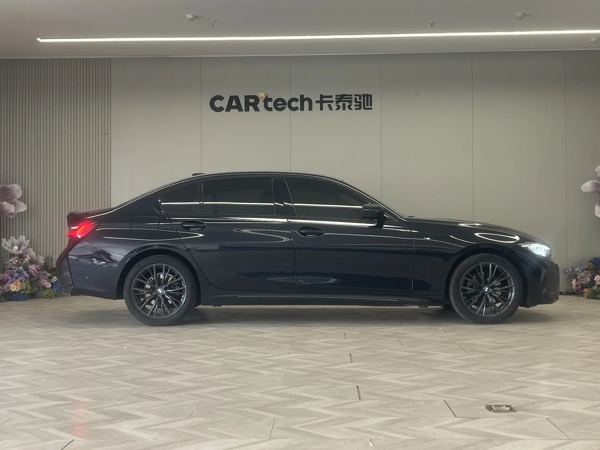 BMW 325Li, 2024 4