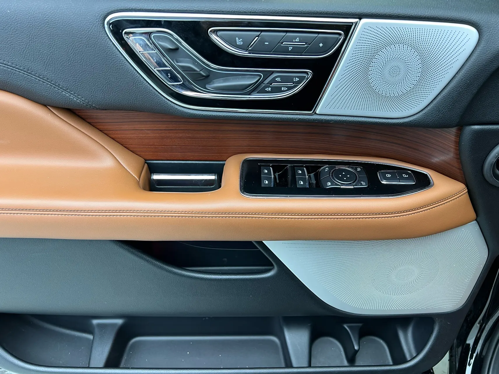 Lincoln Navigator, 2021 17