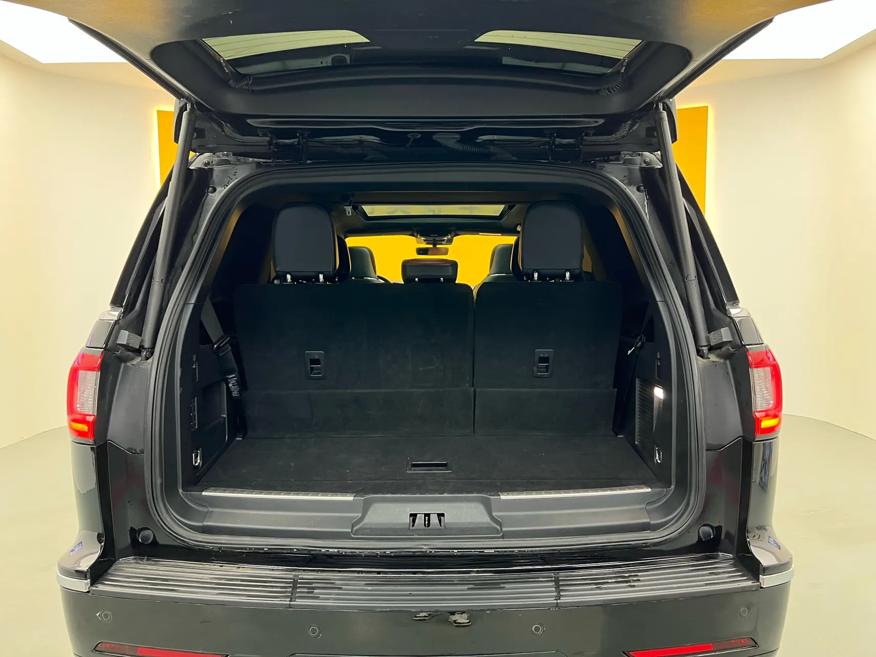 Lincoln Navigator, 2021 4