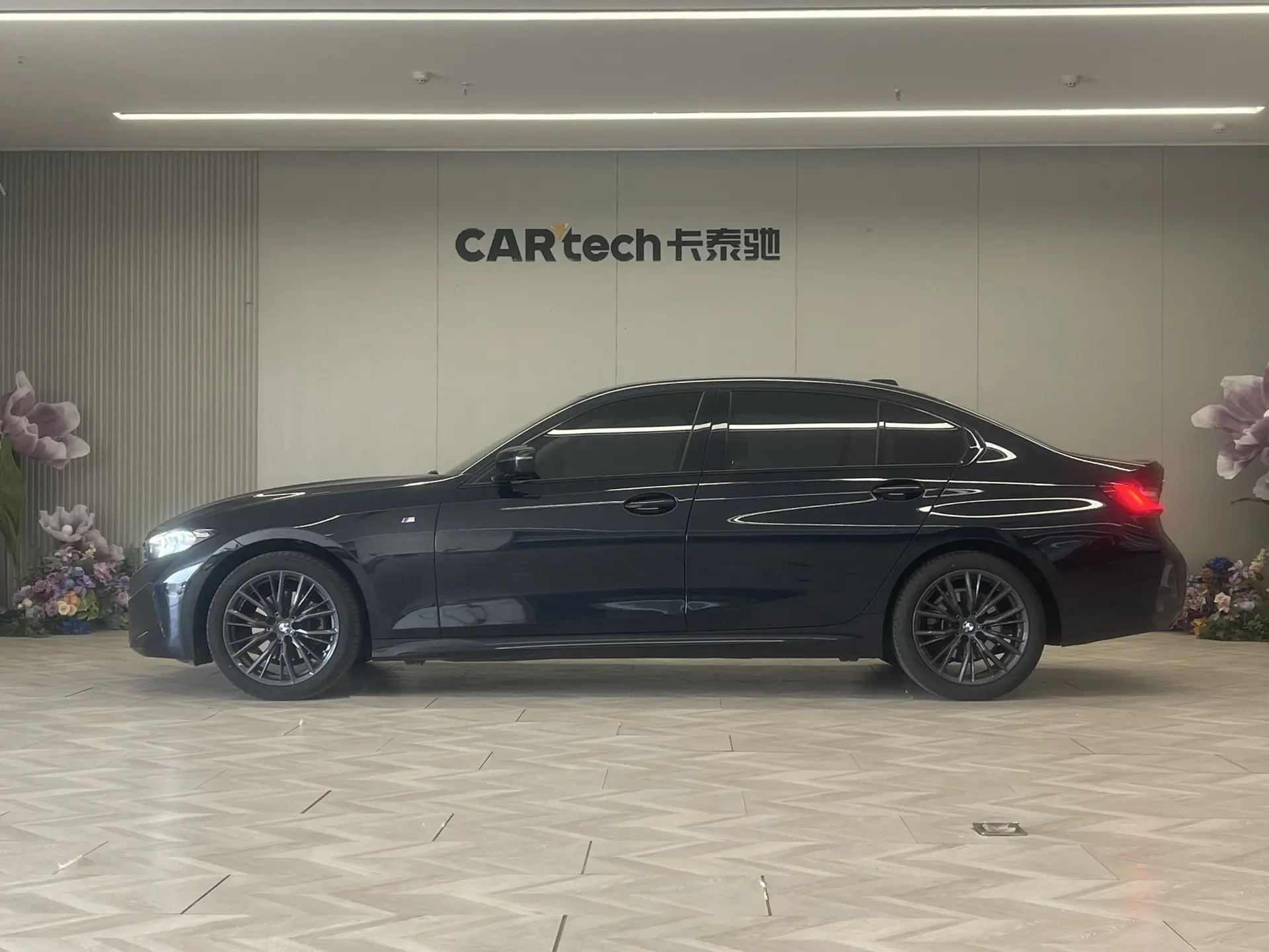 BMW 325Li, 2024 8