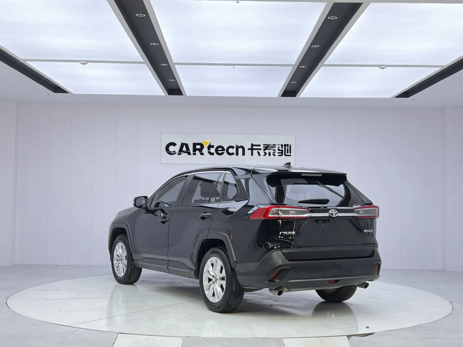 Toyota Wildlander, 2023 7