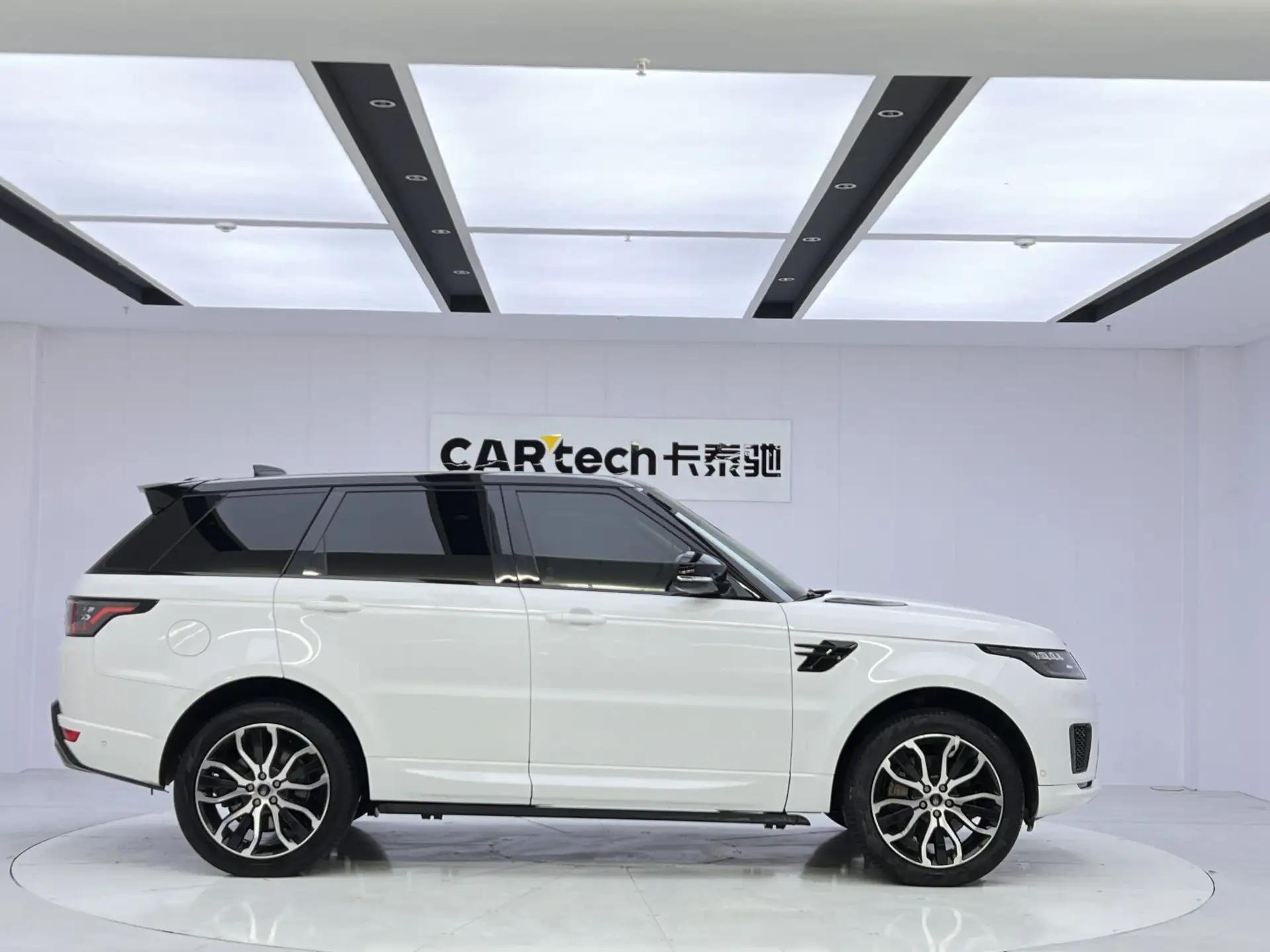 Land Rover Range Rover Sport, 2022 4