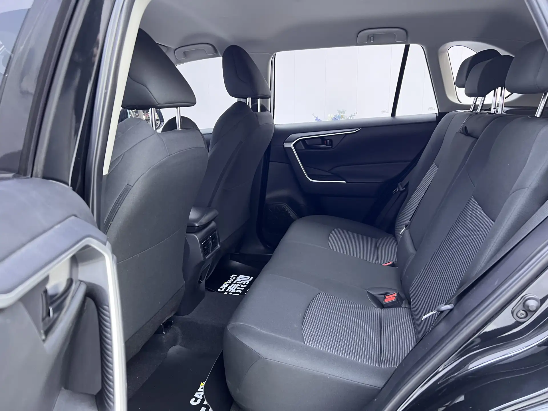 Toyota Wildlander, 2023 20