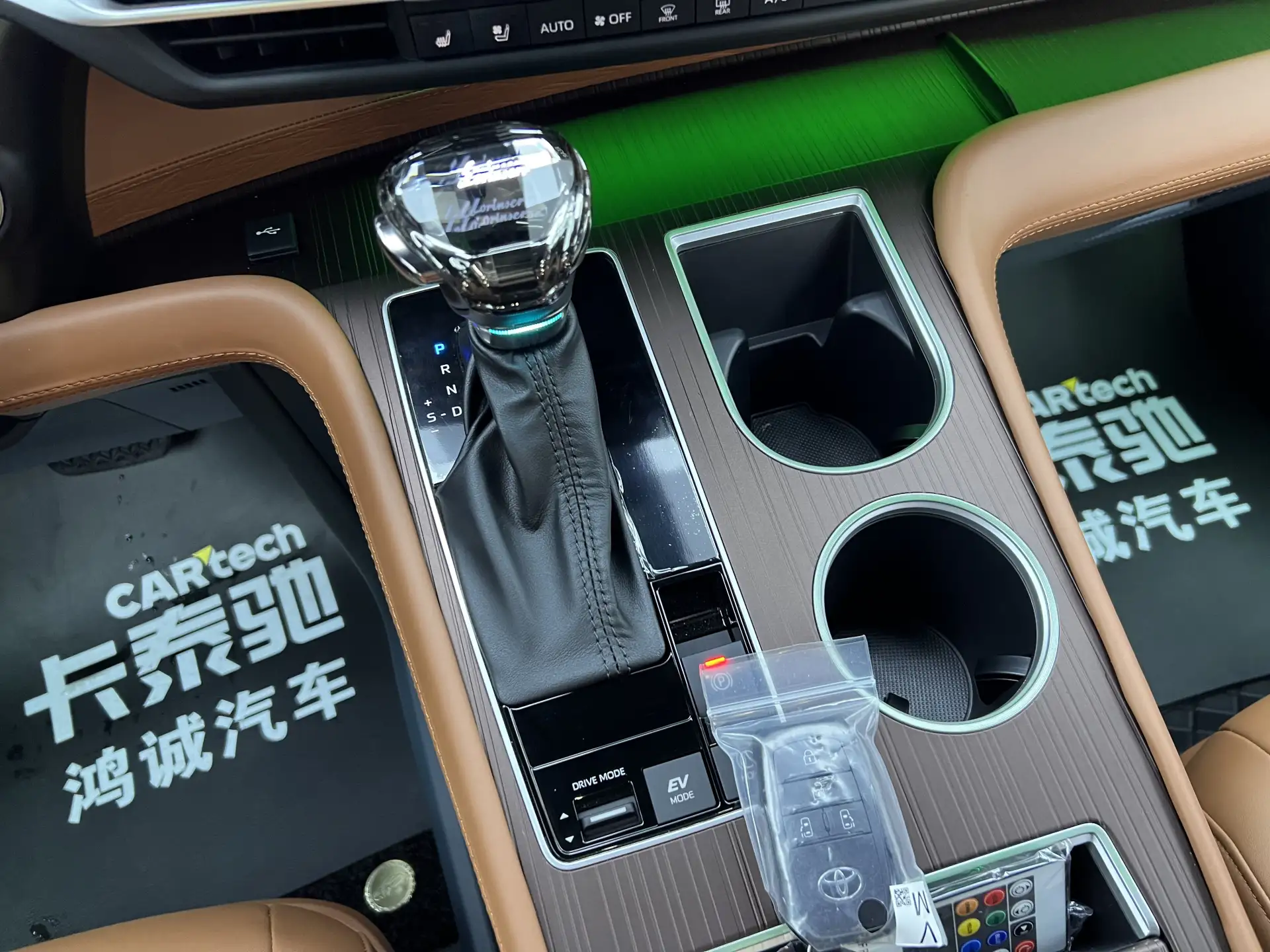 Toyota Granvia, 2025 26