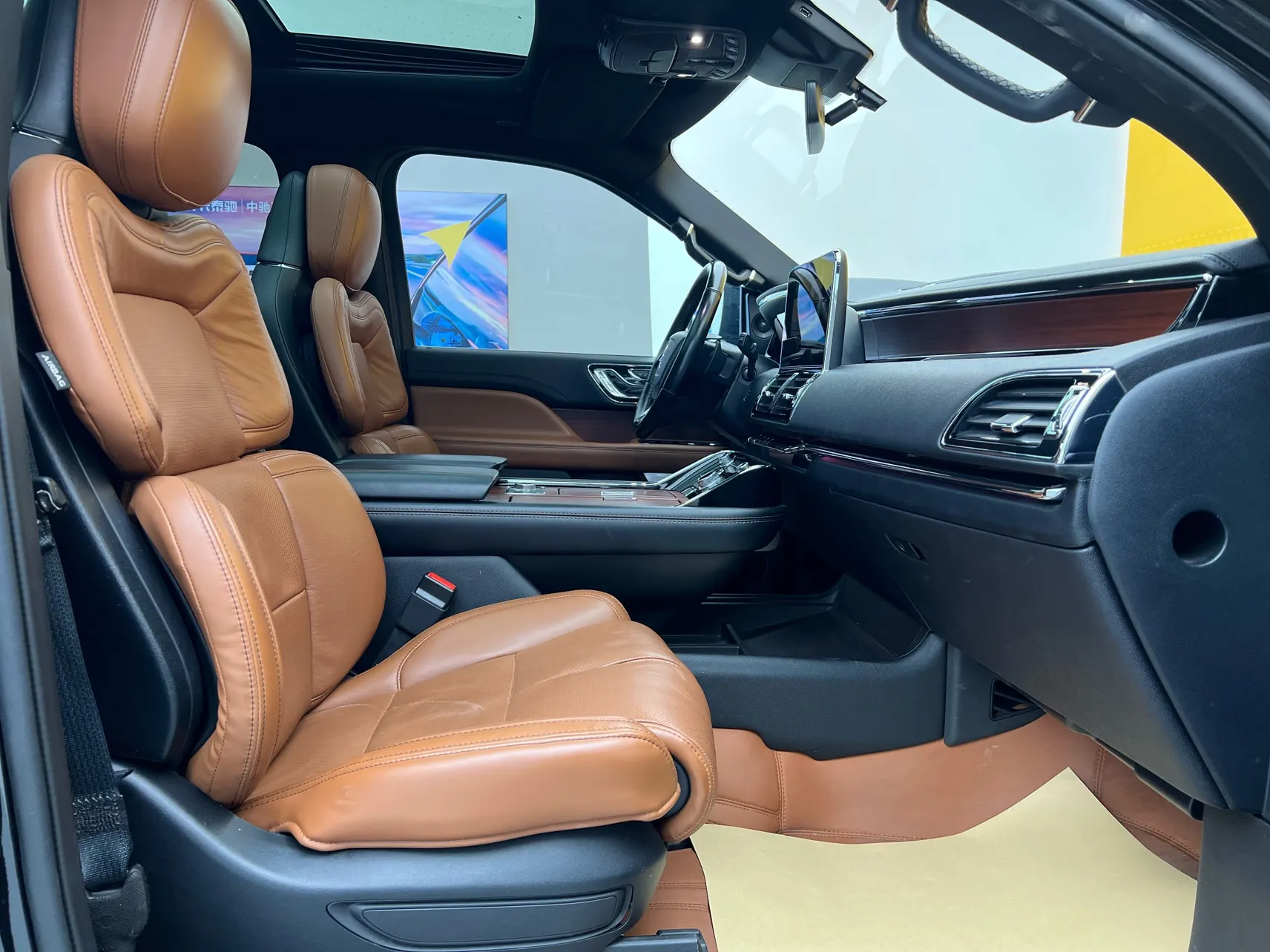 Lincoln Navigator, 2021 19
