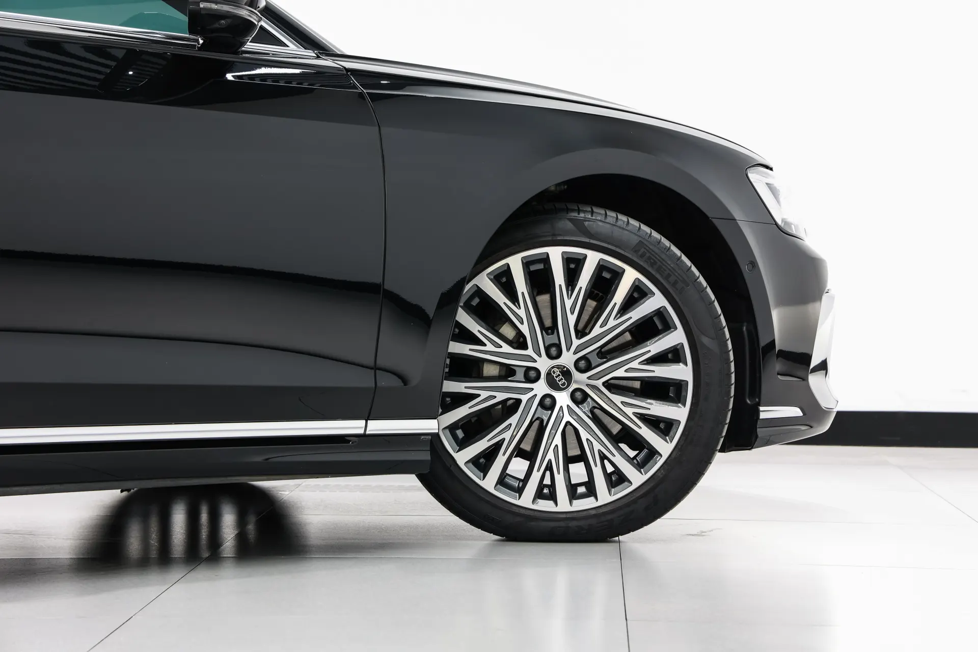 Audi A8L 50 TFSI, 2024 10