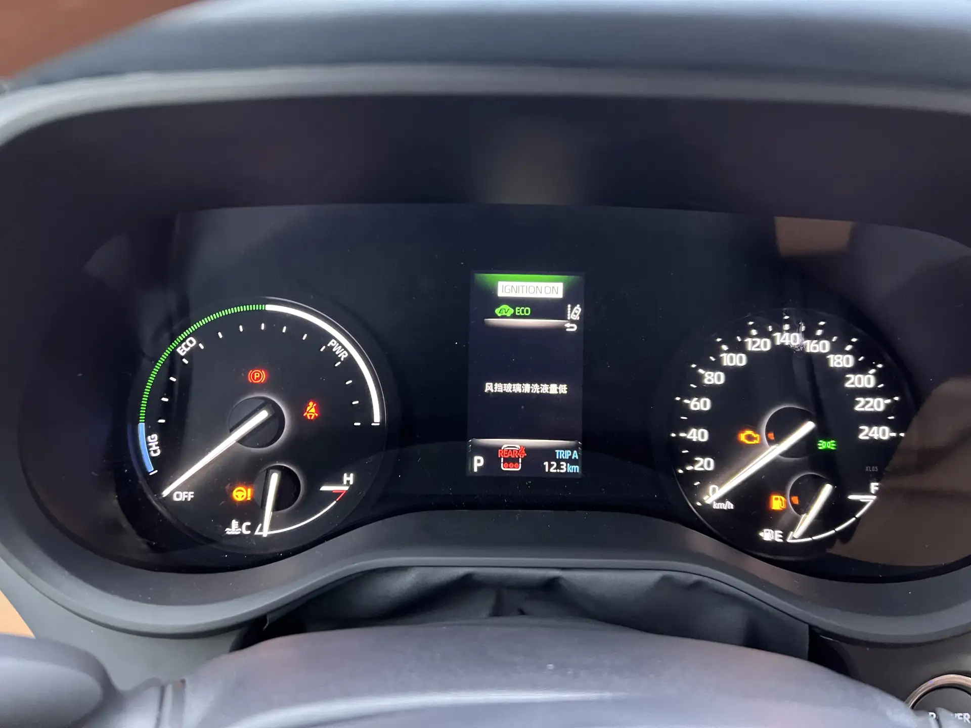Toyota Granvia, 2025 21