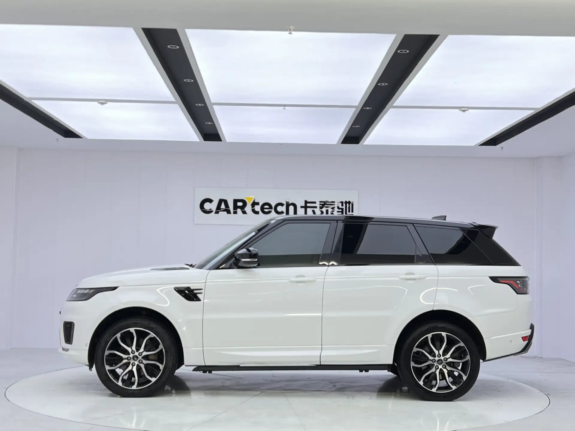 Land Rover Range Rover Sport, 2022 8
