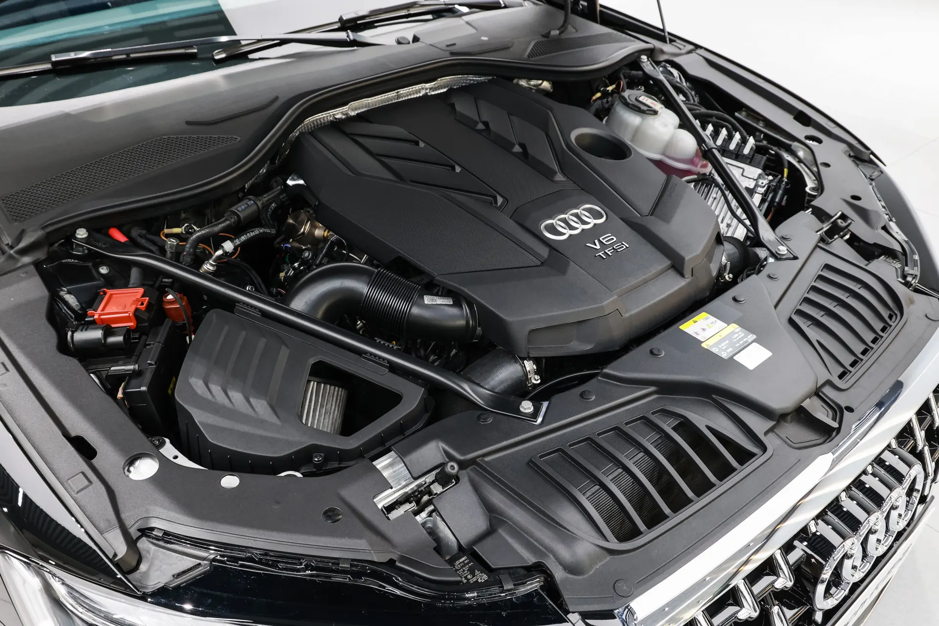 Audi A8L 50 TFSI, 2024 11