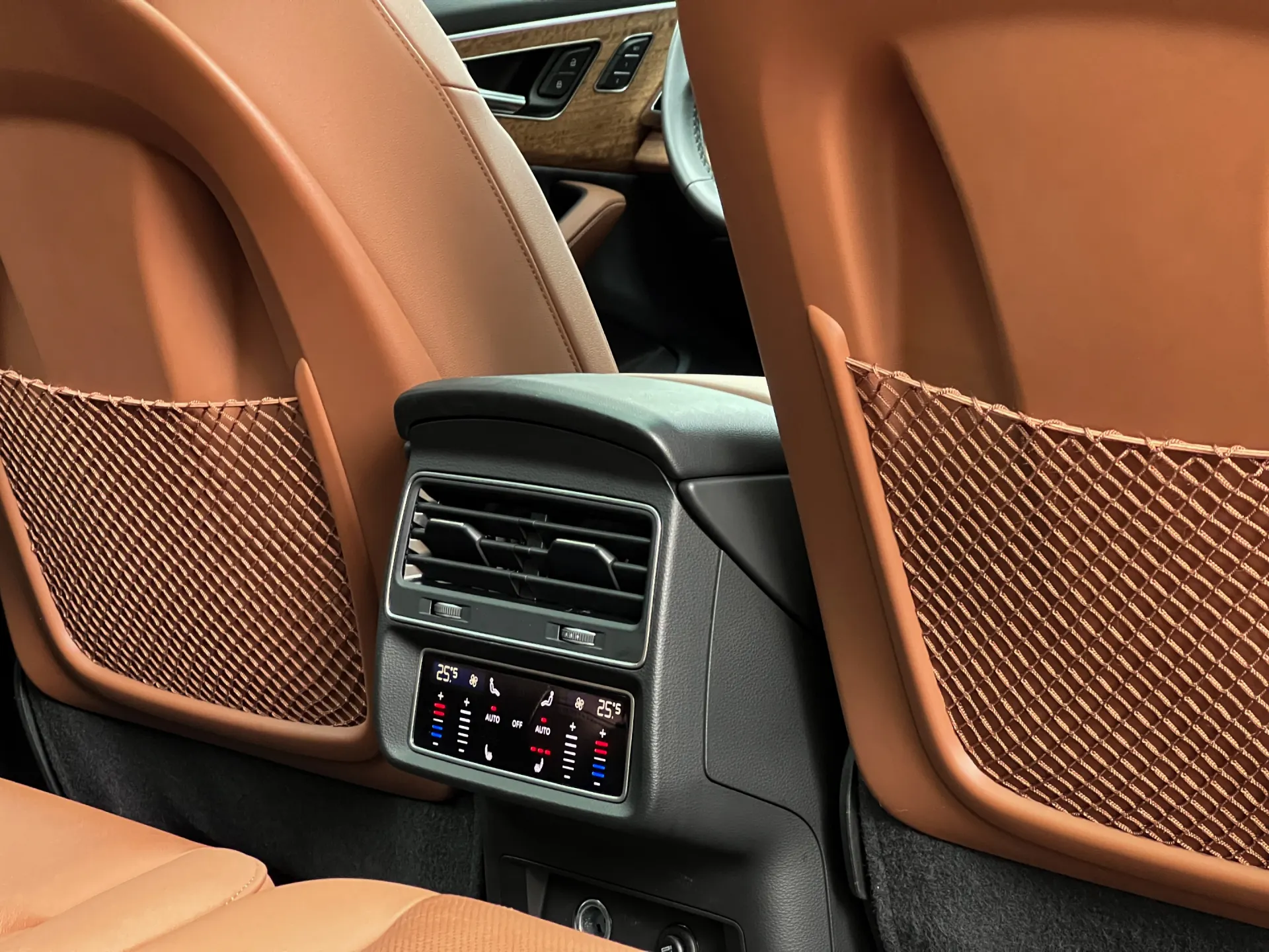 Audi Q7 55 TFSI, 2023 21