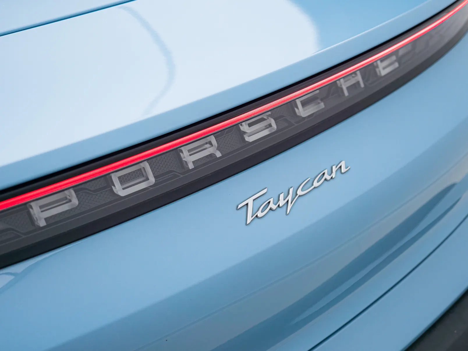 Porsche Taycan, 2023 12