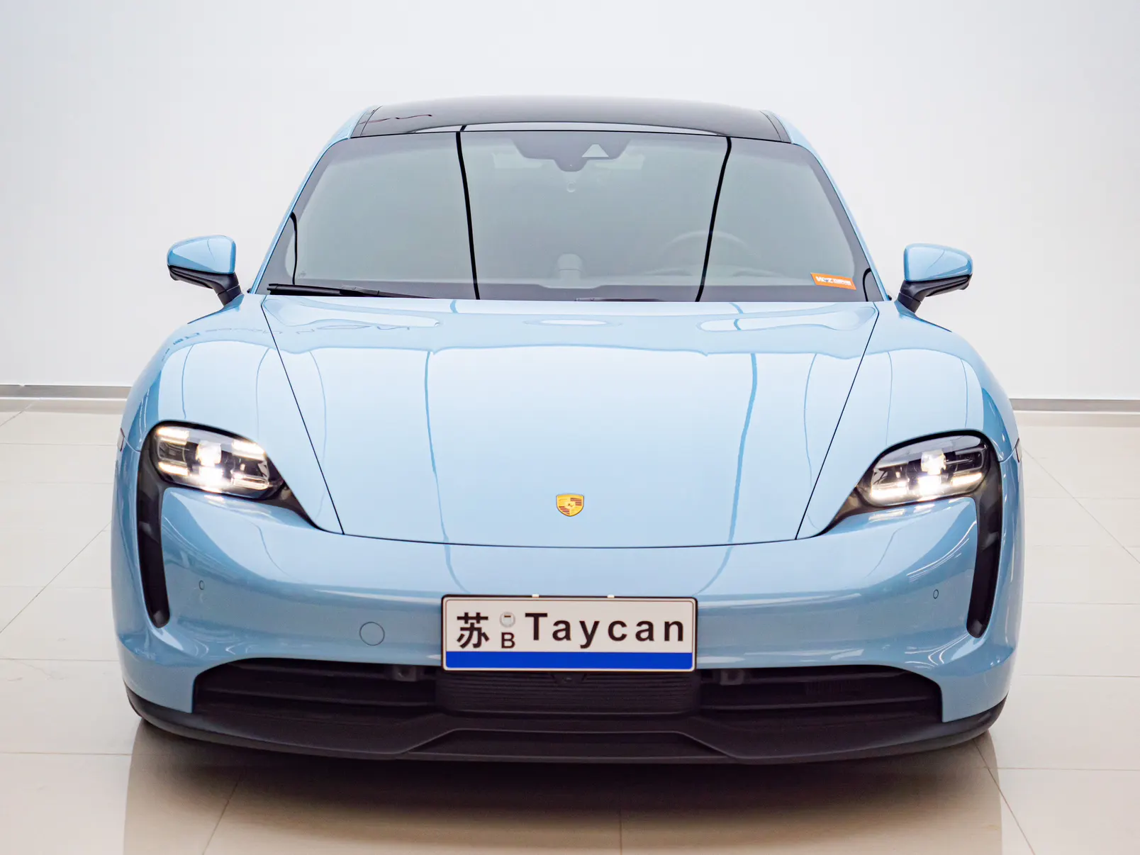 Porsche Taycan, 2023 2