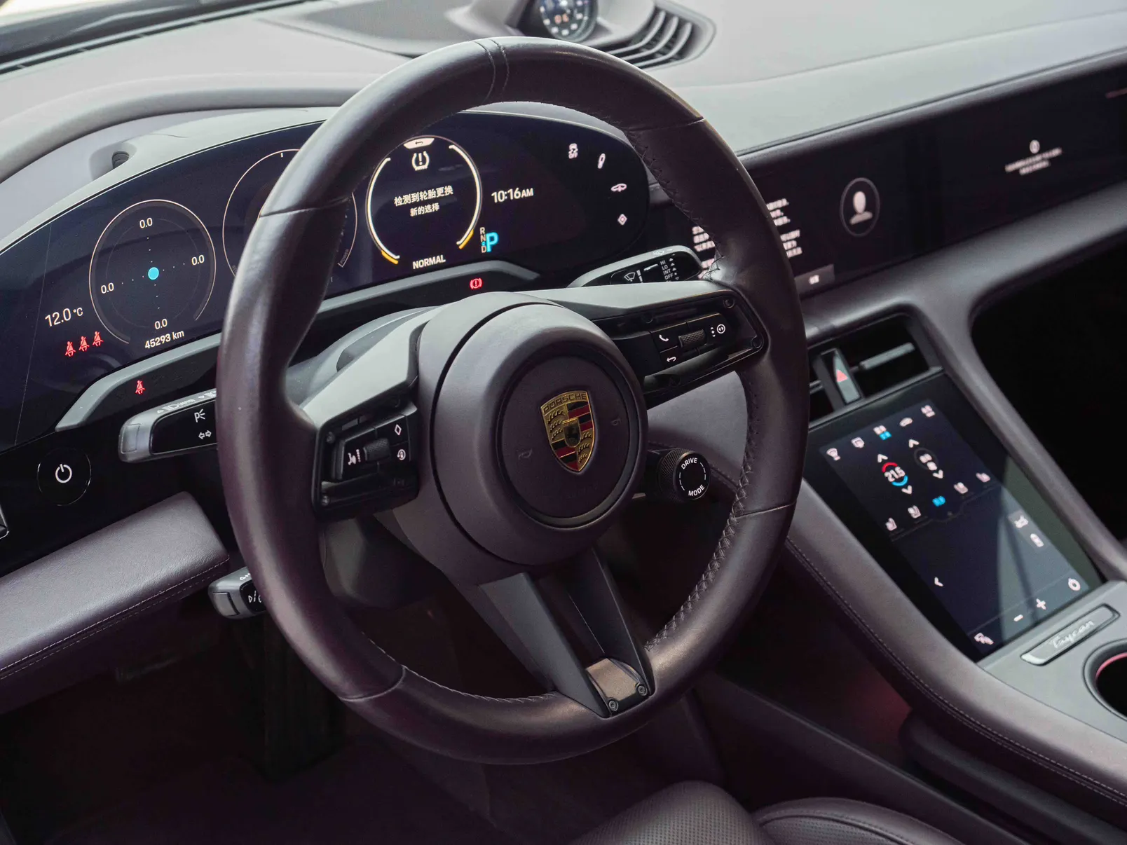 Porsche Taycan, 2022 16