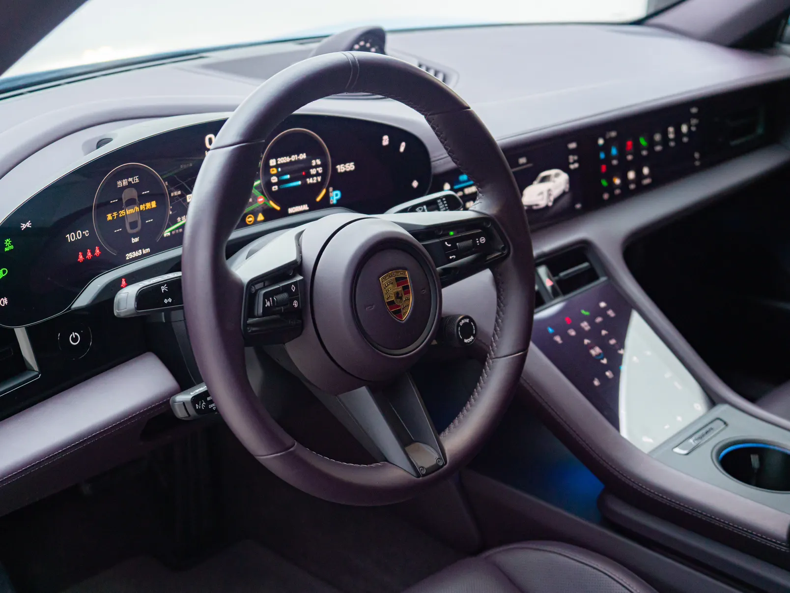 Porsche Taycan, 2023 15