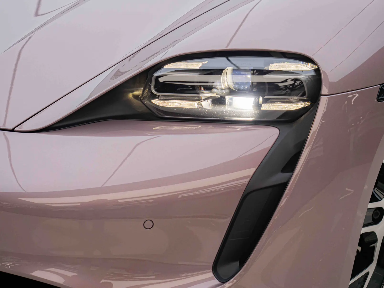 Porsche Taycan, 2022 6
