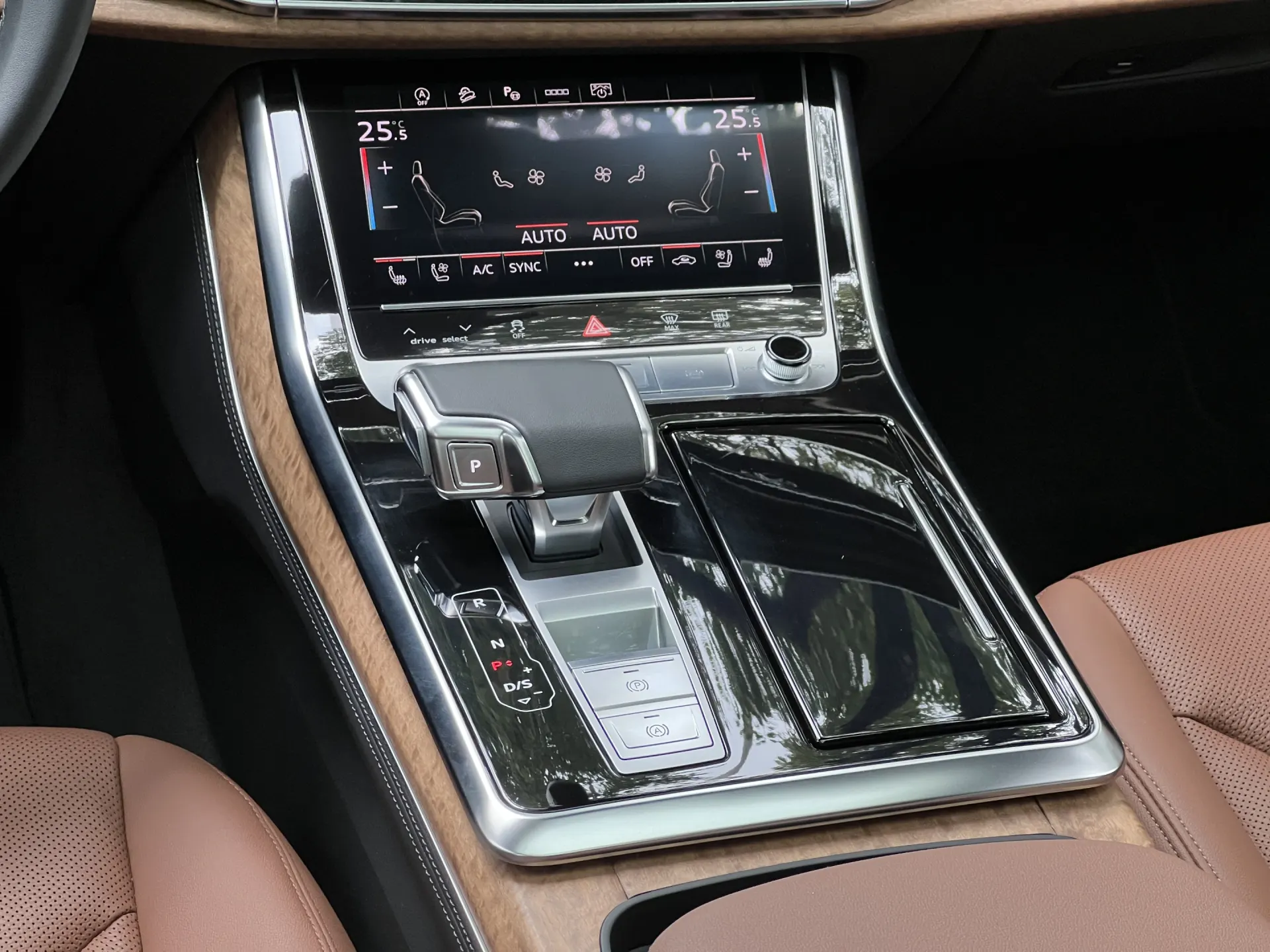 Audi Q7 55 TFSI, 2023 14