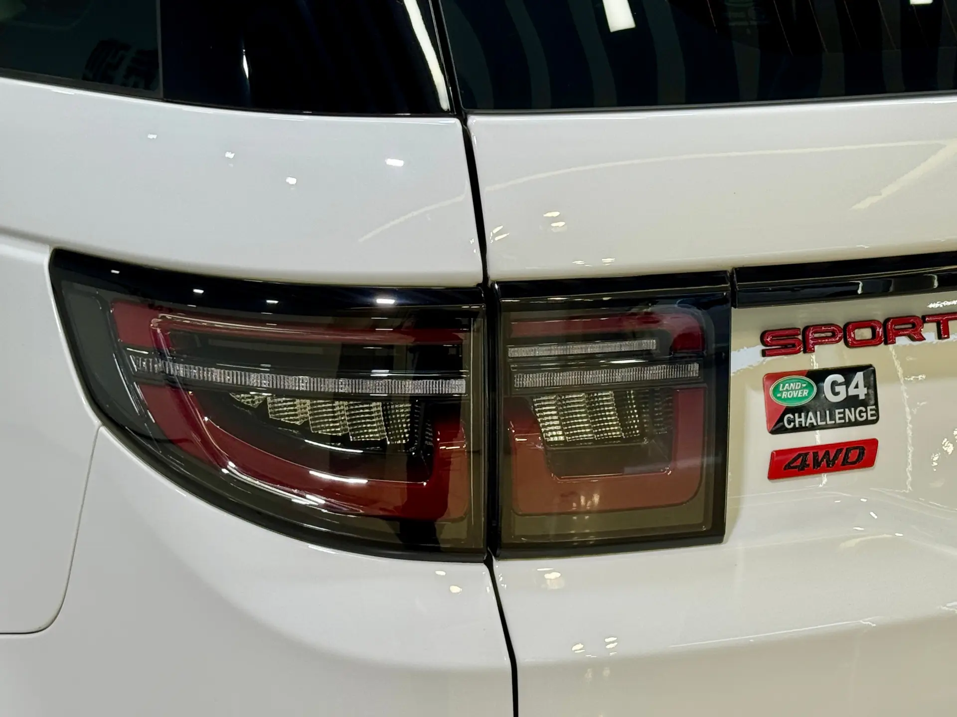 Land Rover Discovery Sport, 2024 11