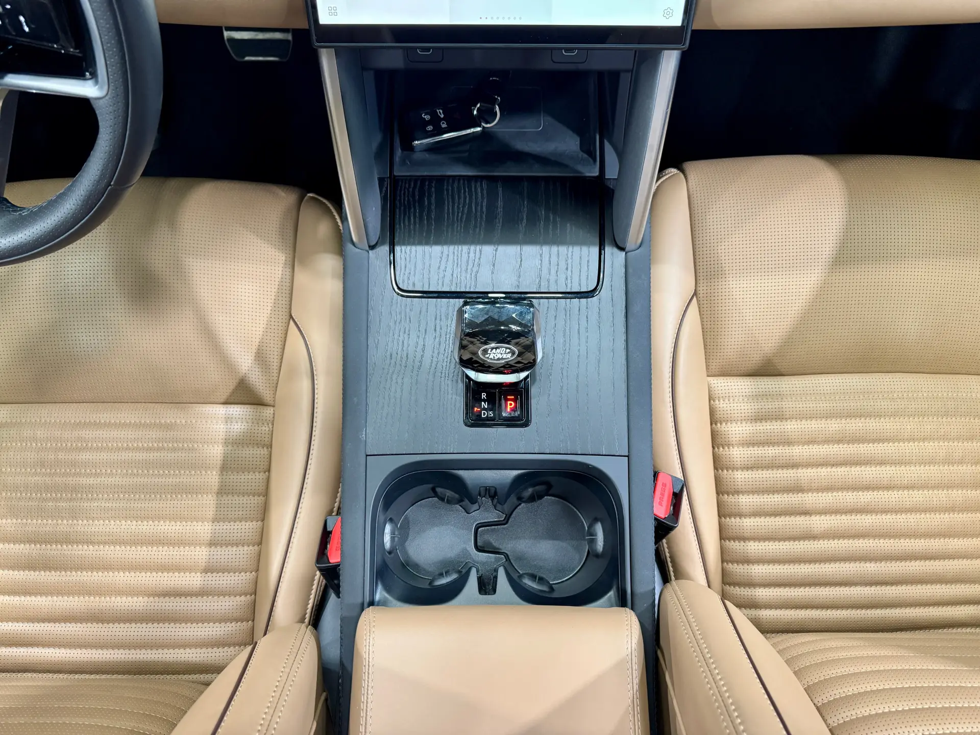 Land Rover Discovery Sport, 2024 22