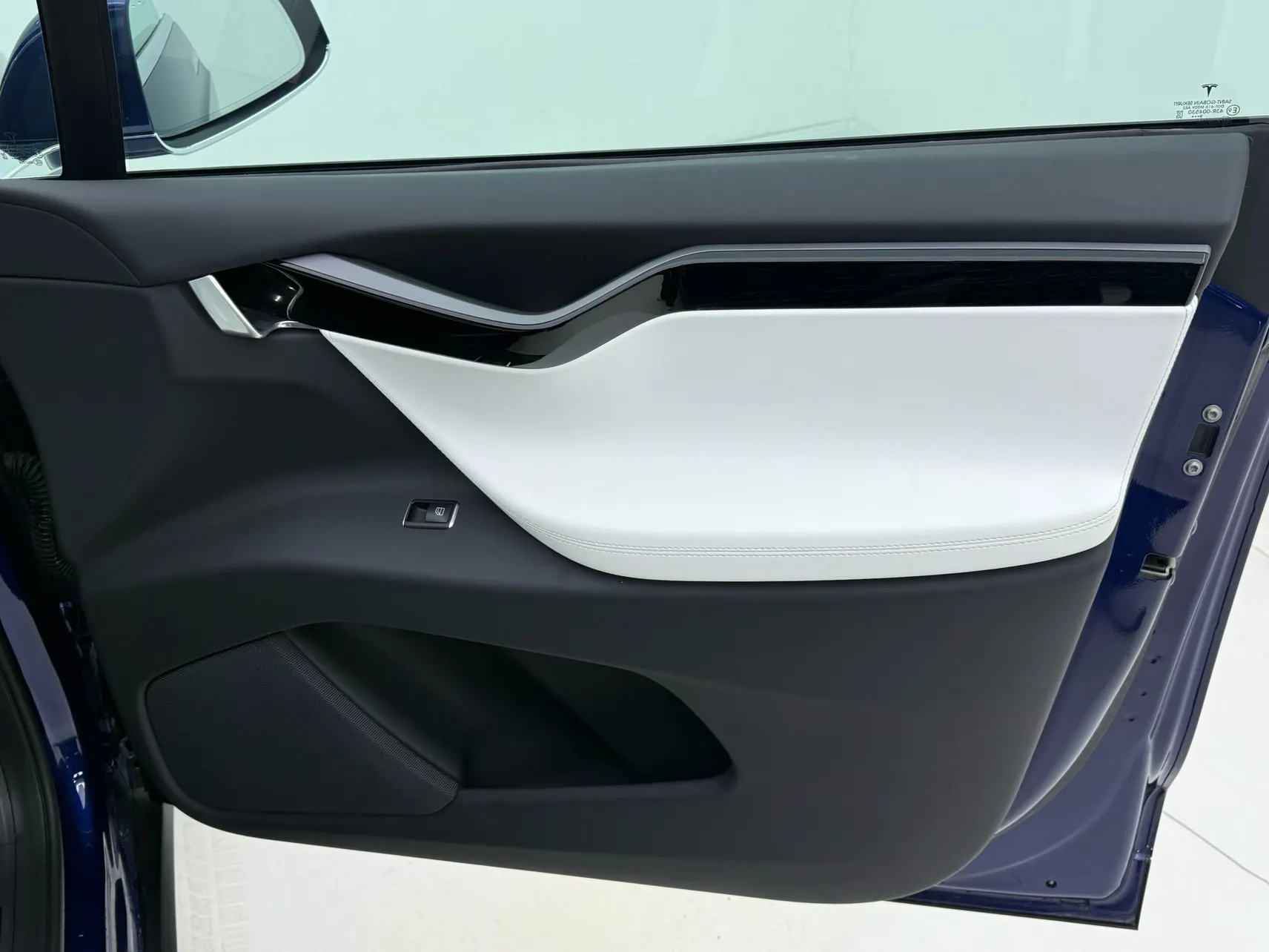 Tesla Model X, 2020 15