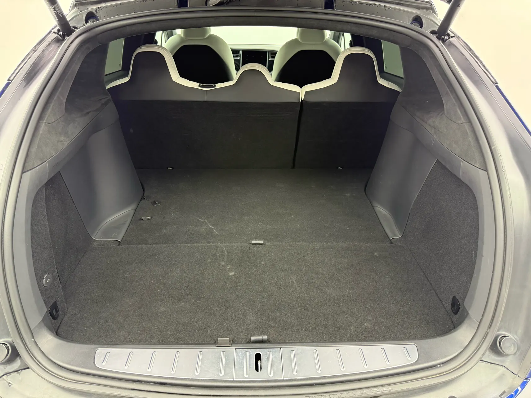 Tesla Model X, 2020 10