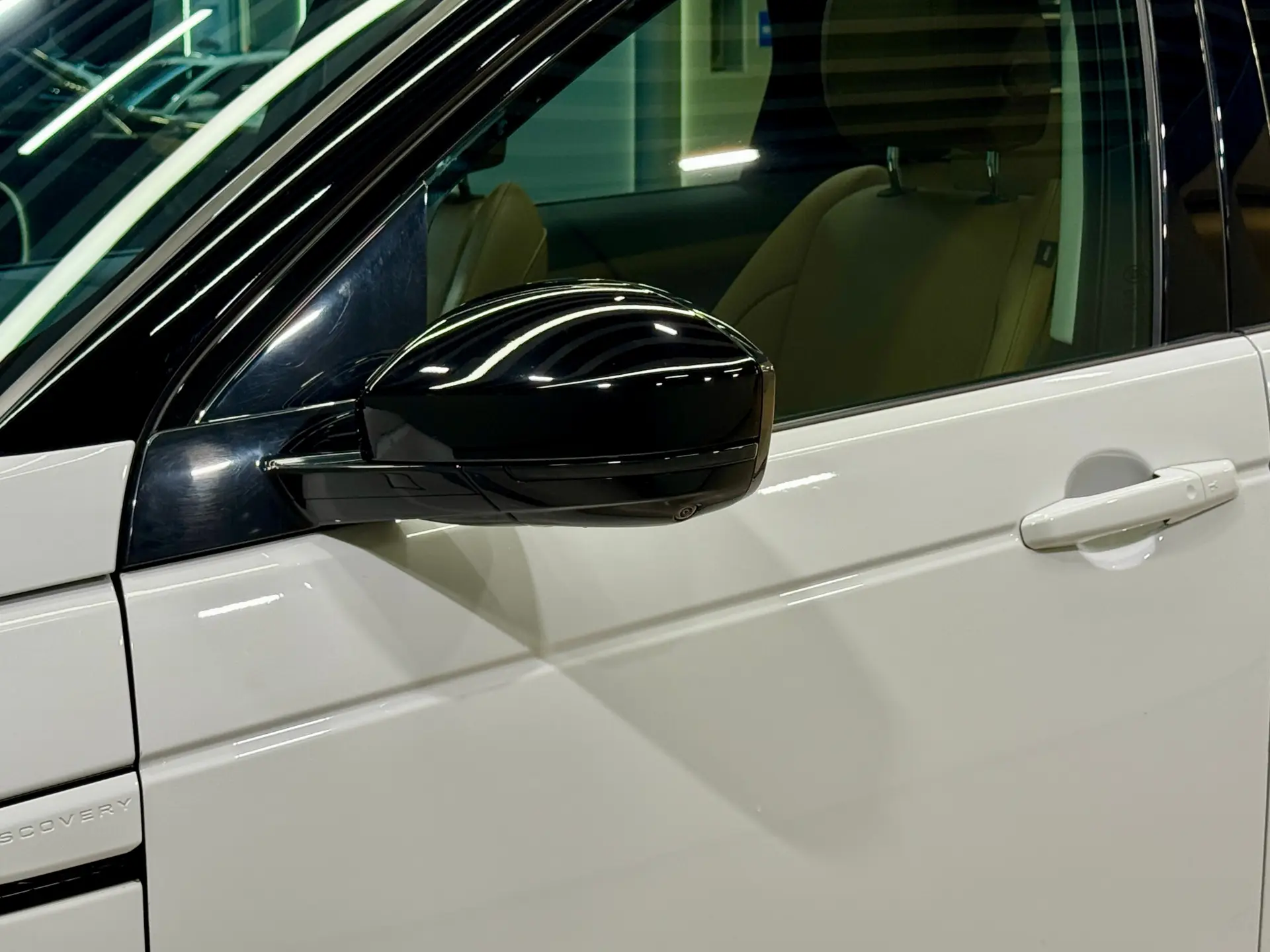Land Rover Discovery Sport, 2024 9