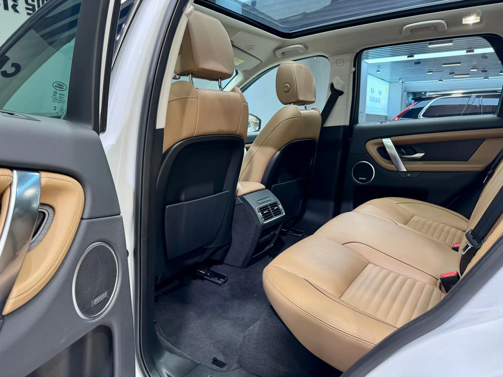 Land Rover Discovery Sport, 2024 25
