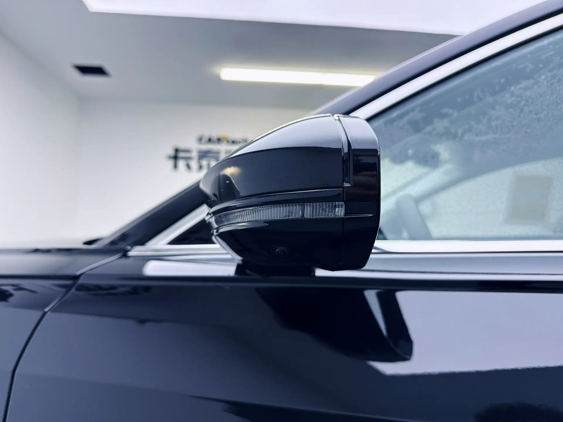 Audi A8L 50 TFSI, 2026 32