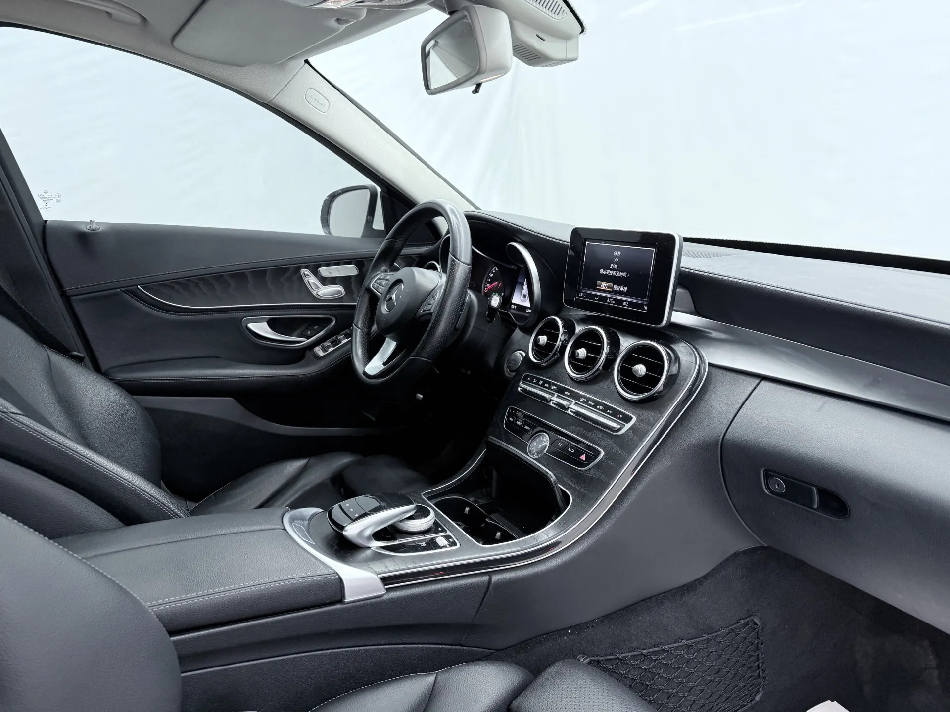 Mercedes-Benz C 200 L, 2018 13