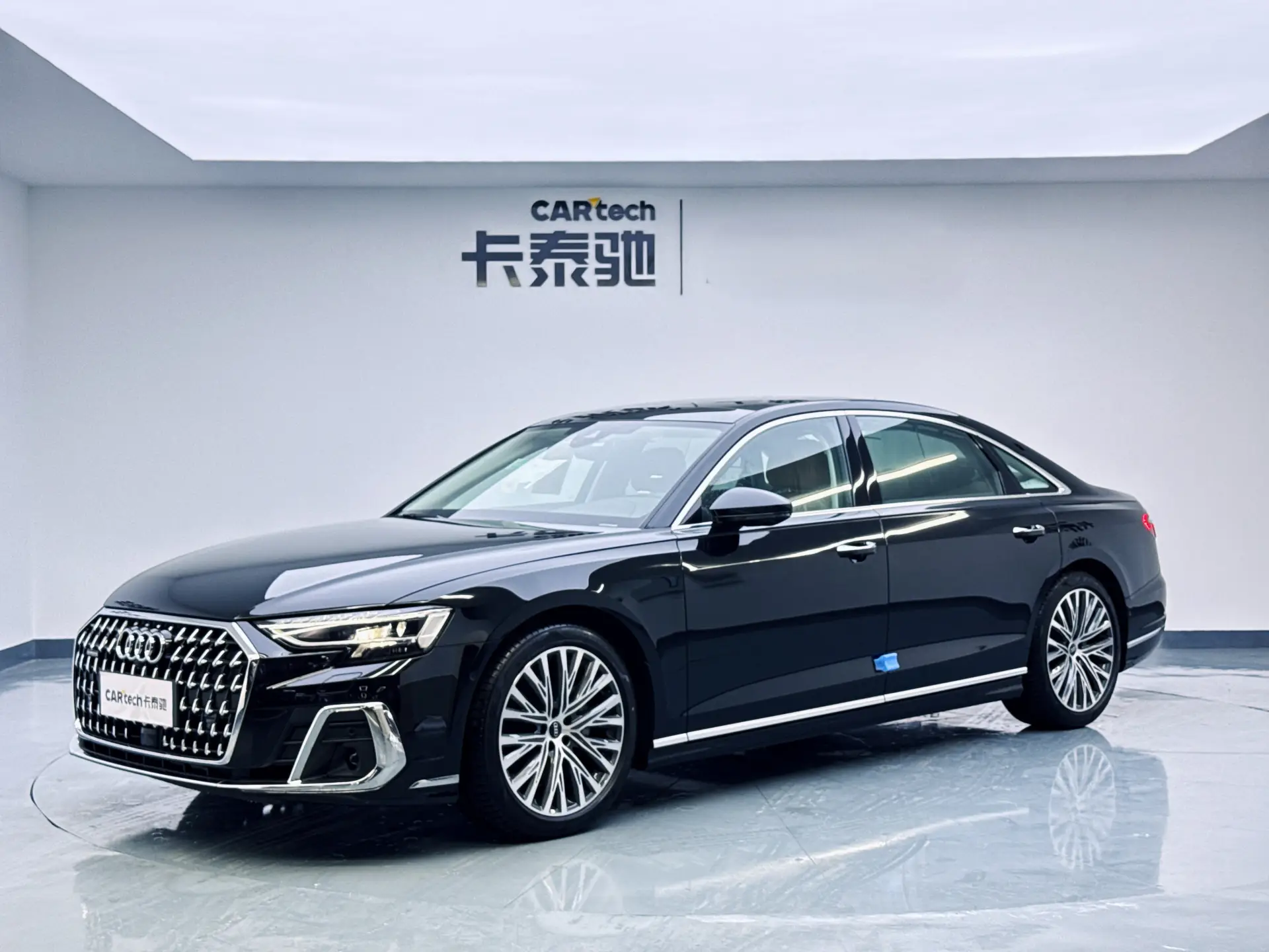 Audi A8L 50 TFSI