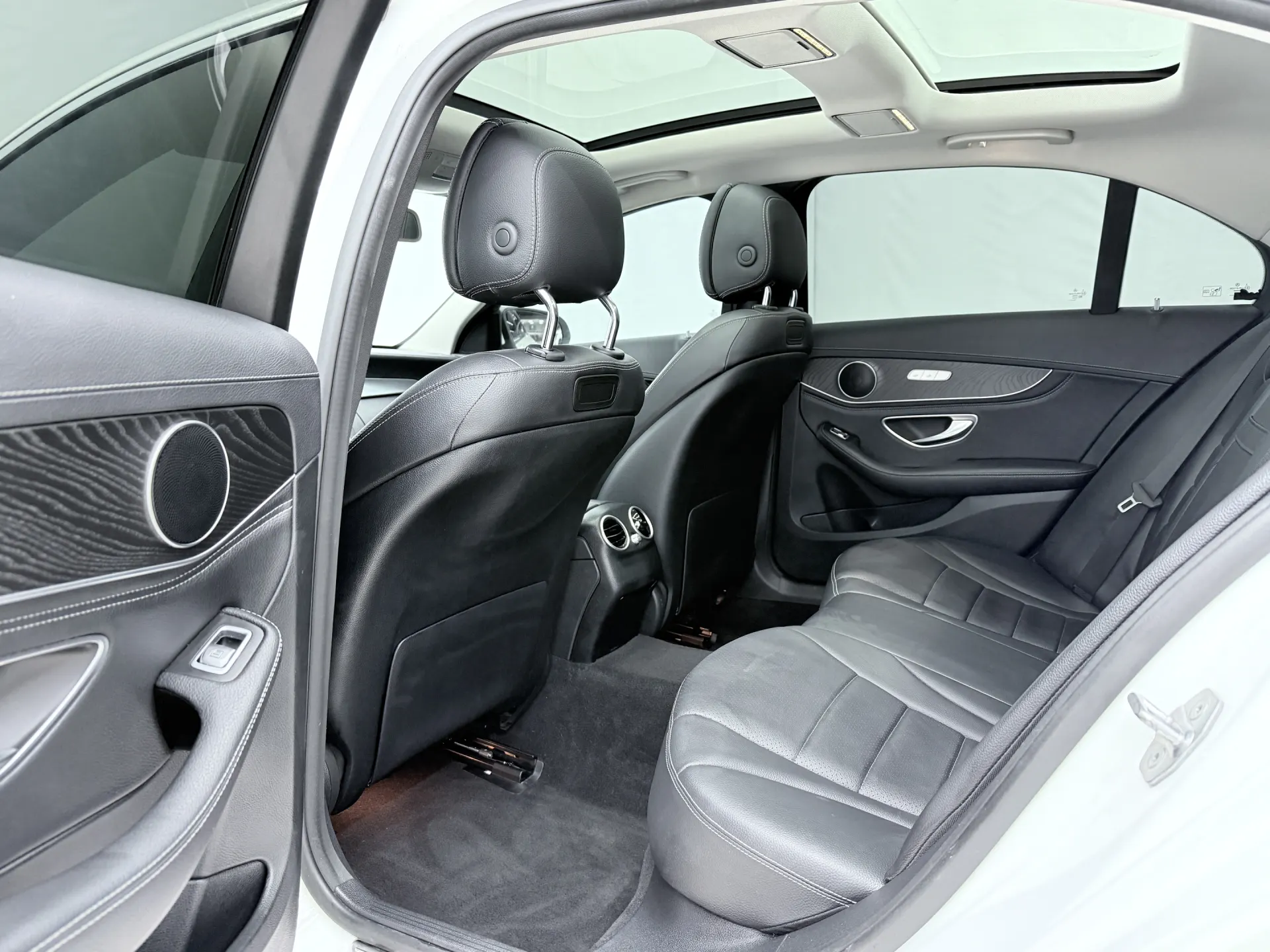 Mercedes-Benz C 200 L, 2018 14