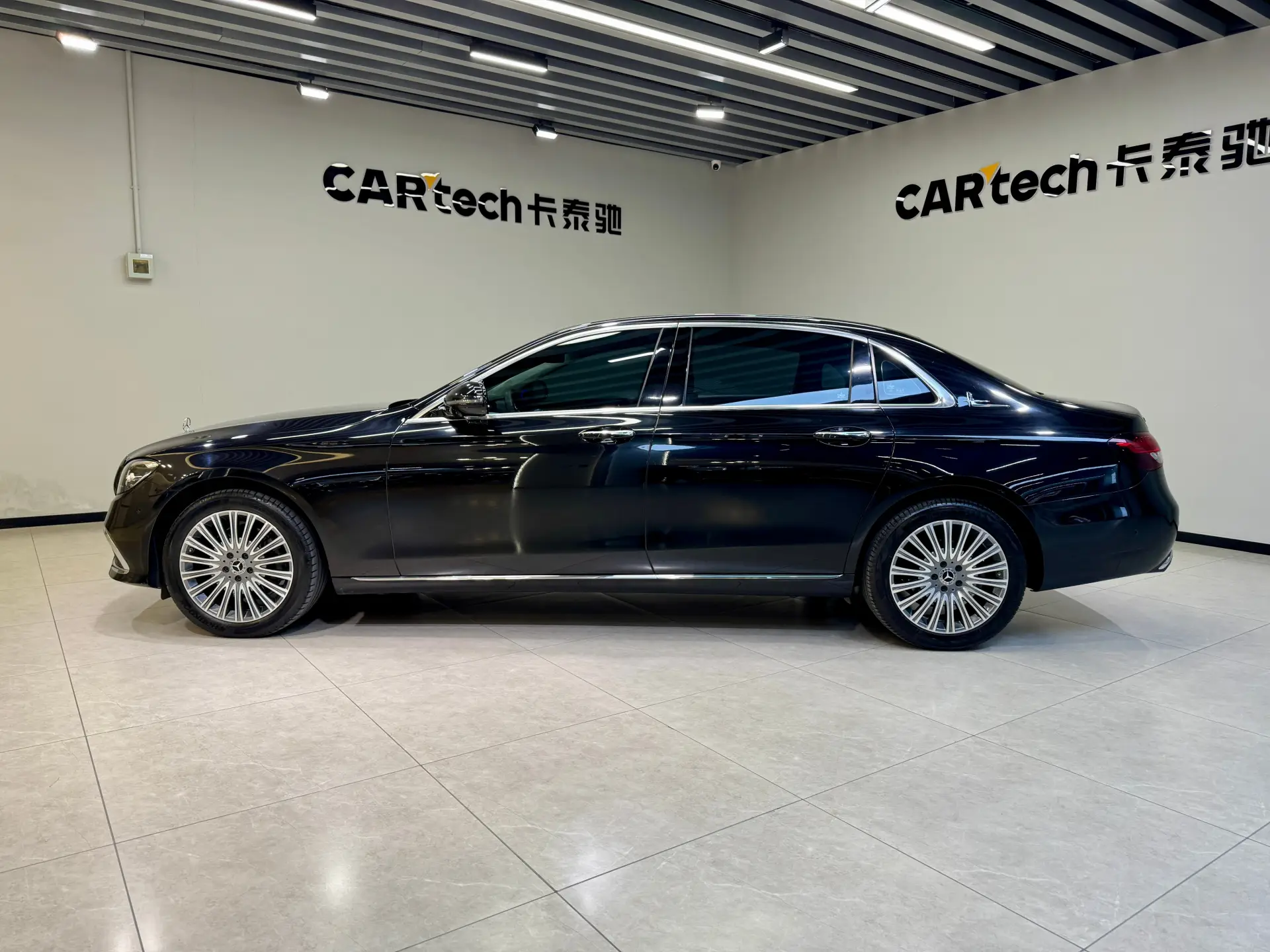 Mercedes-Benz E 300 L, 2022 7