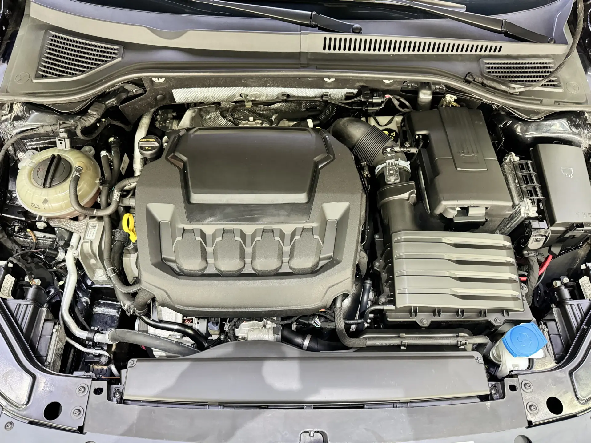 Volkswagen Passat, 2024 12