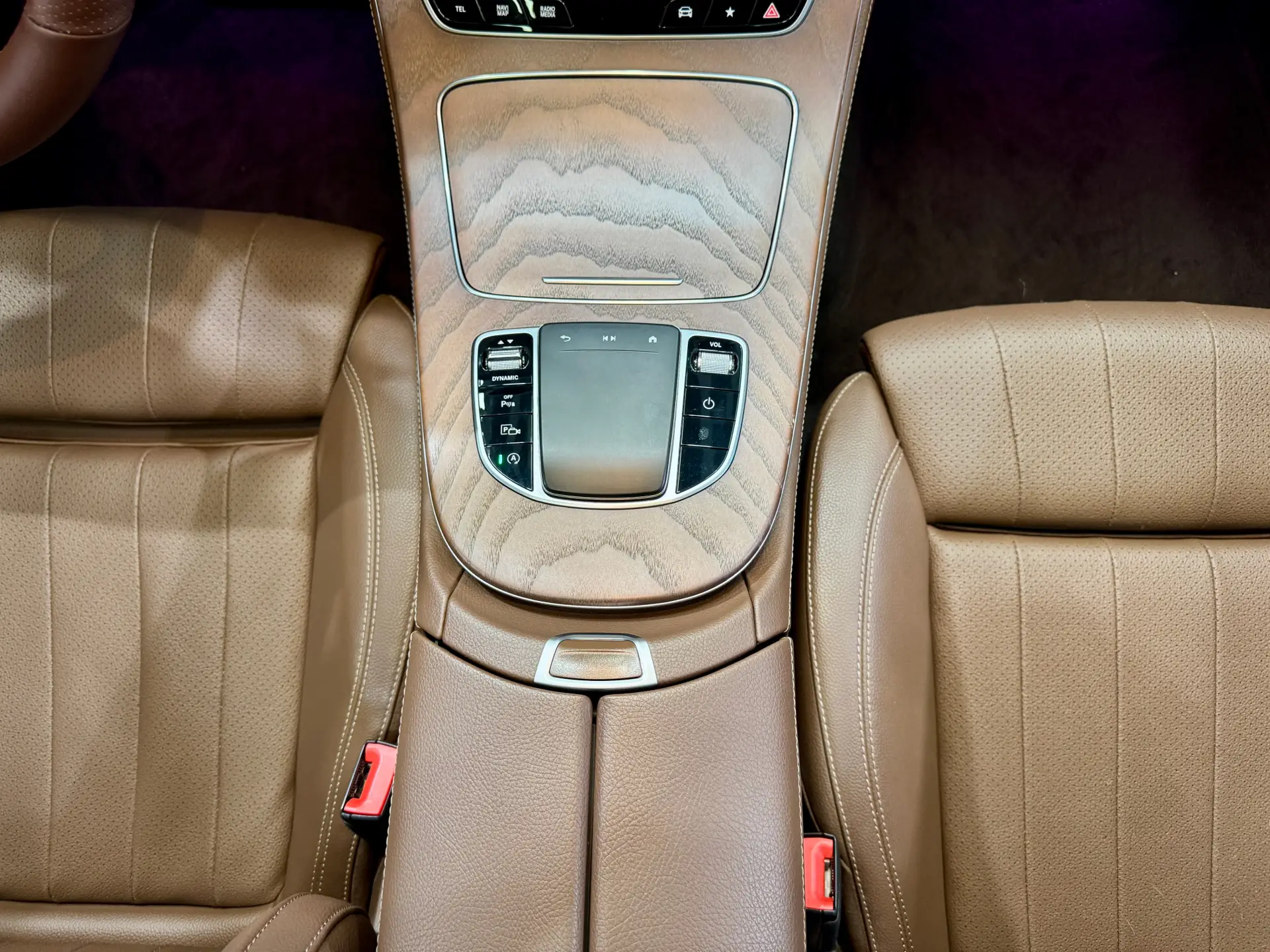 Mercedes-Benz E 300 L, 2022 22