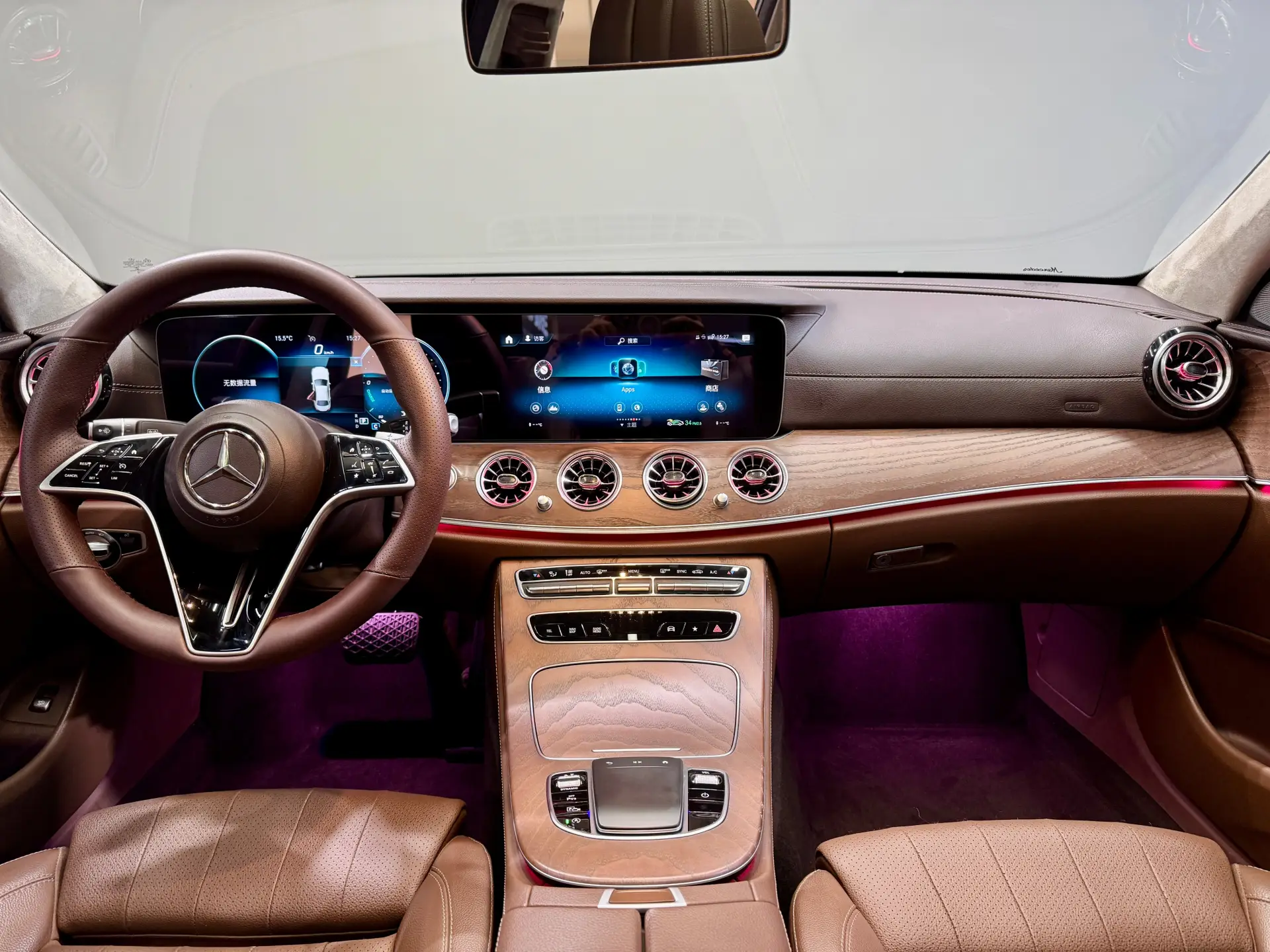 Mercedes-Benz E 300 L, 2022 16